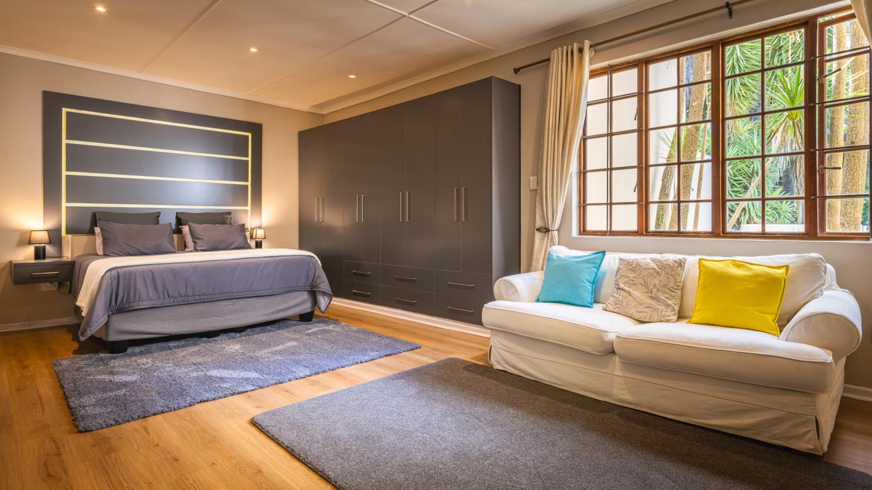 Botanica Guest House