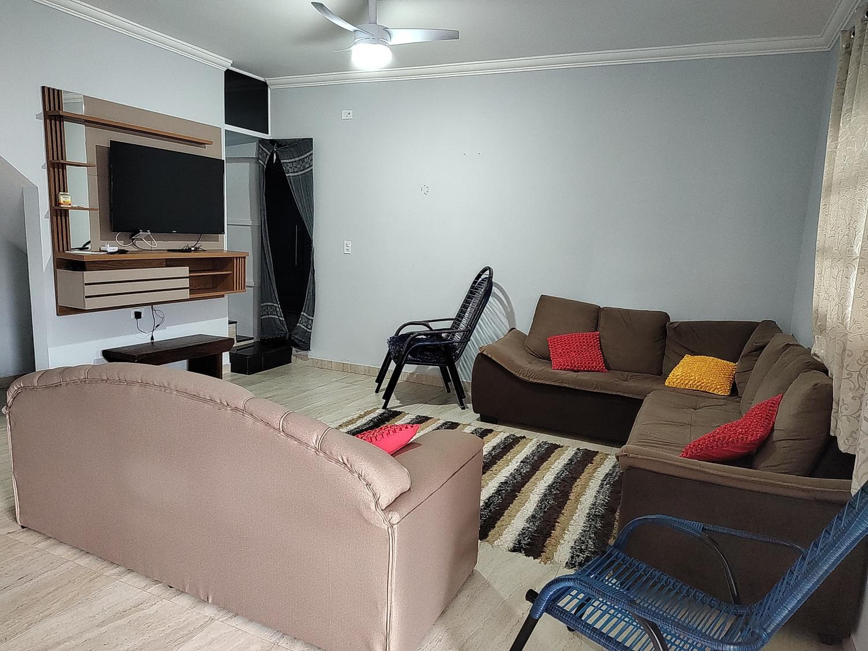 Casa terria praia sol e mar maranduba Ubatuba