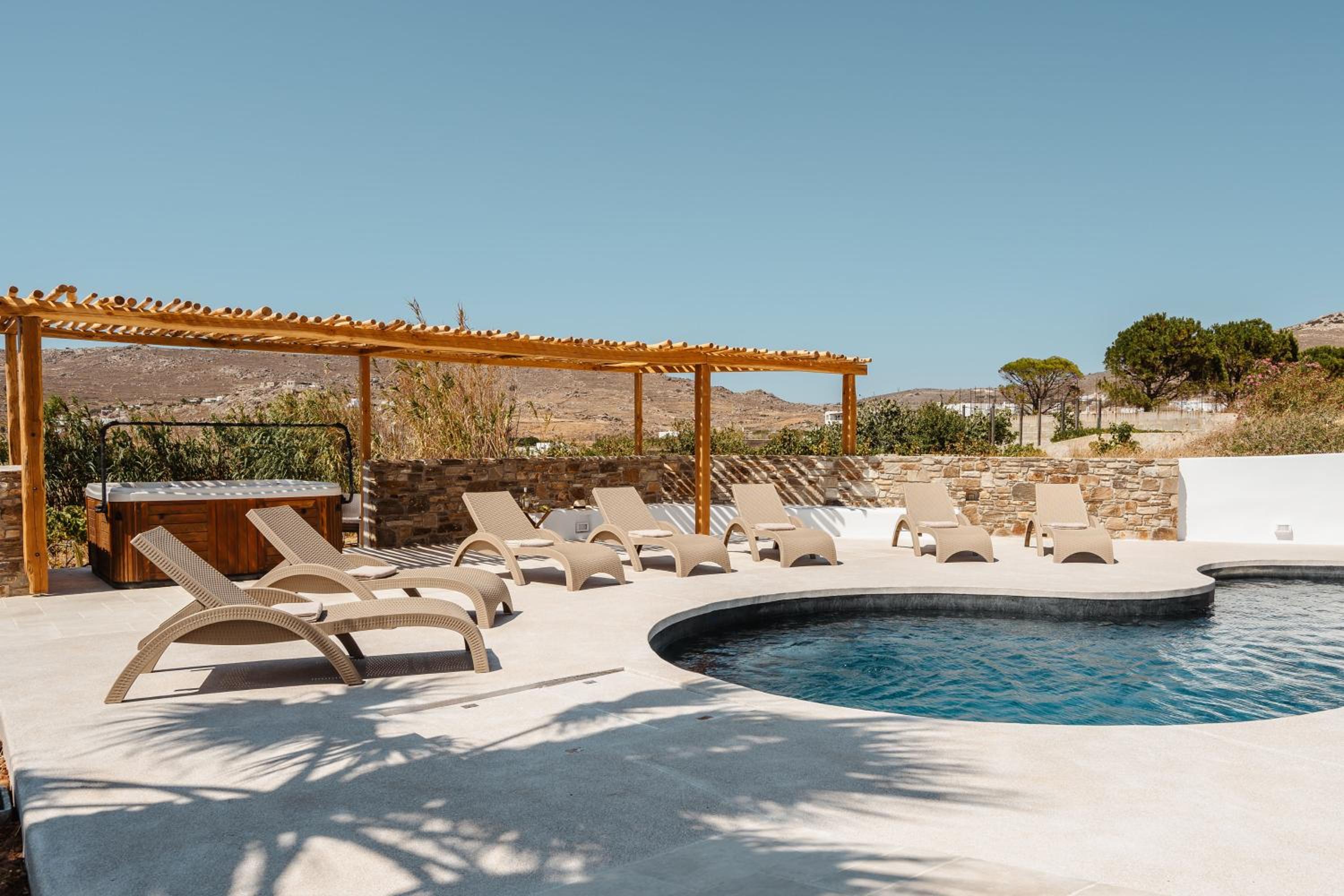 Diamond of Cyclades photo 4