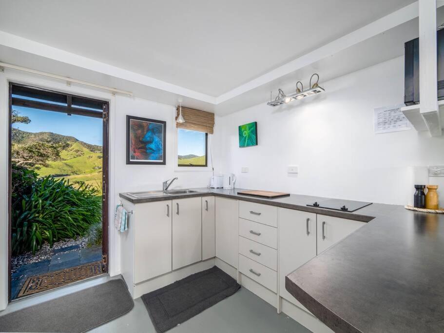 Elliot Bay - Hilltop Flat