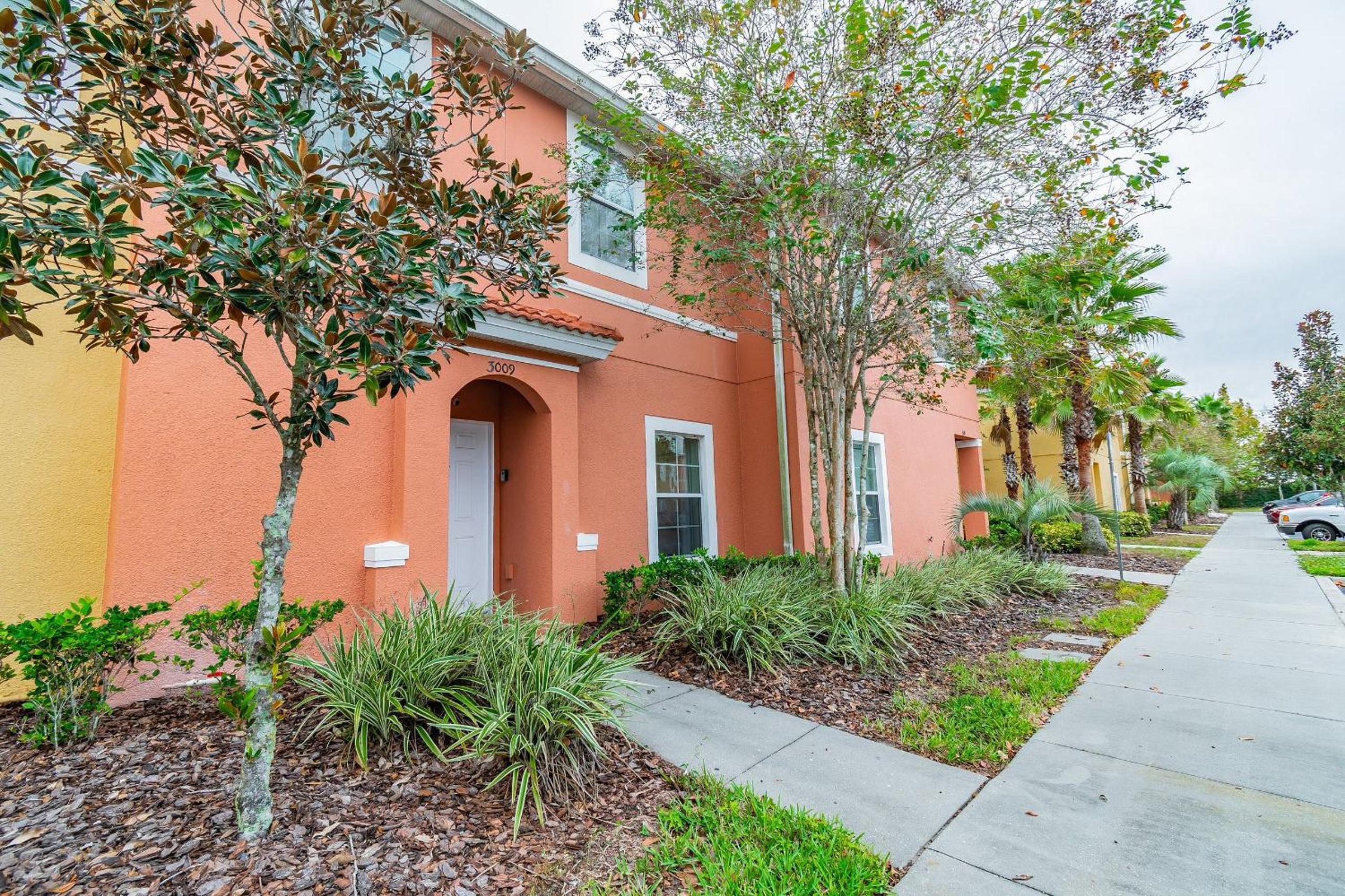 3BR Encantada Townhome with Jacuzzi view 5
