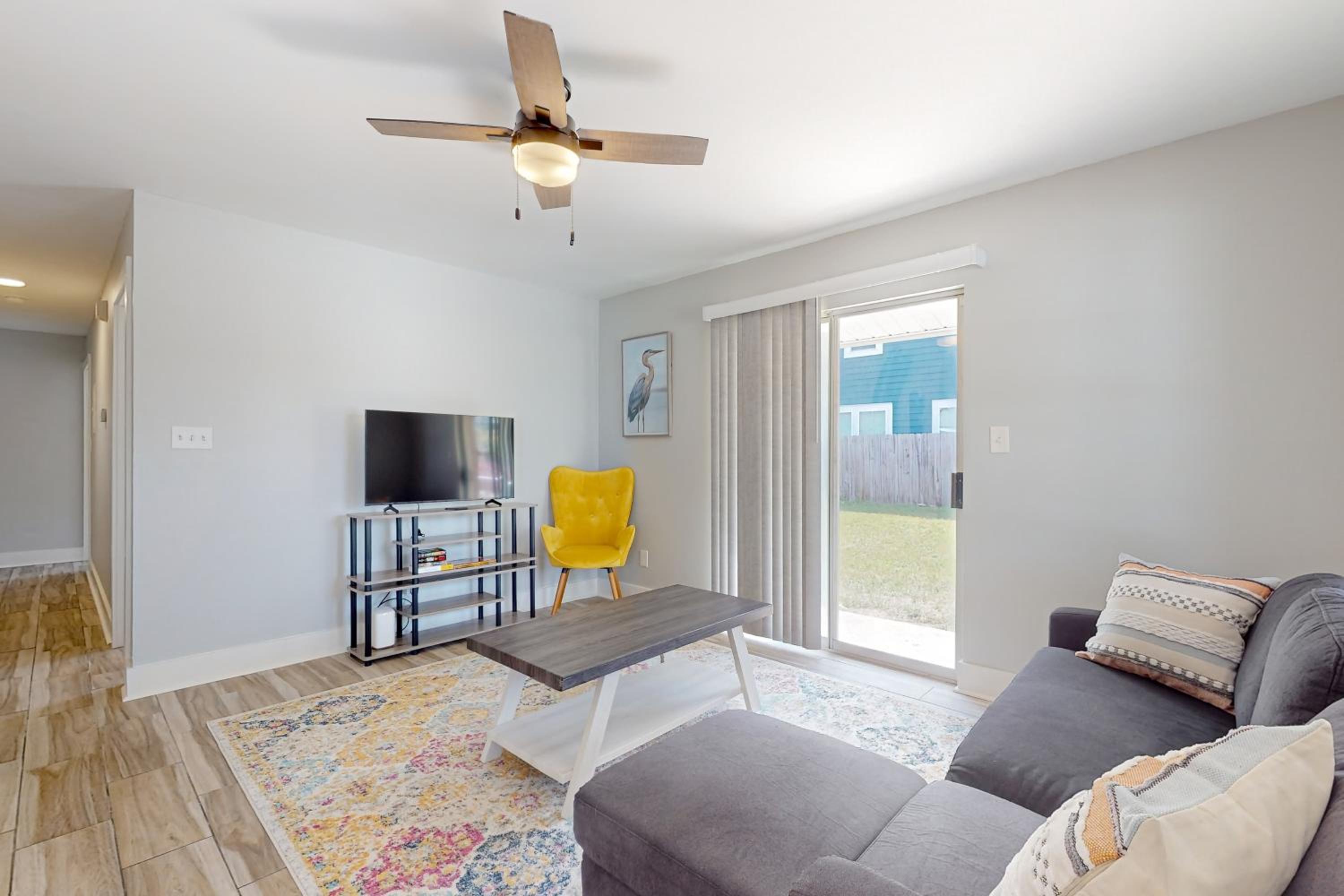 Downtown Duplex with Fire Pit 1 Mi to Waterfront