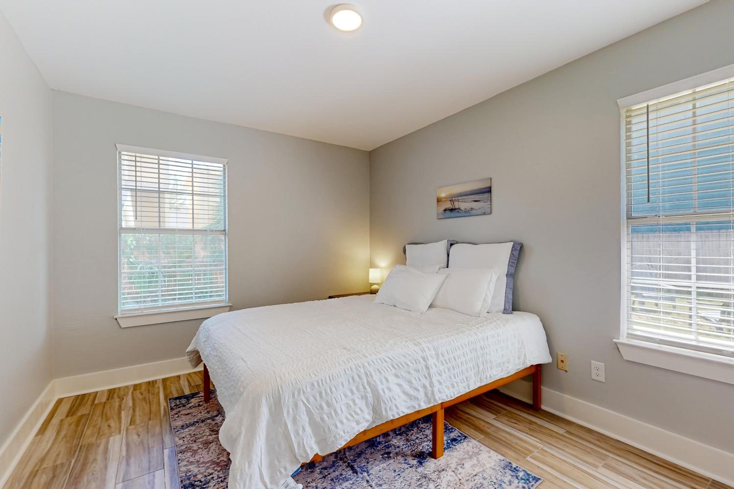 Downtown Duplex with Fire Pit 1 Mi to Waterfront