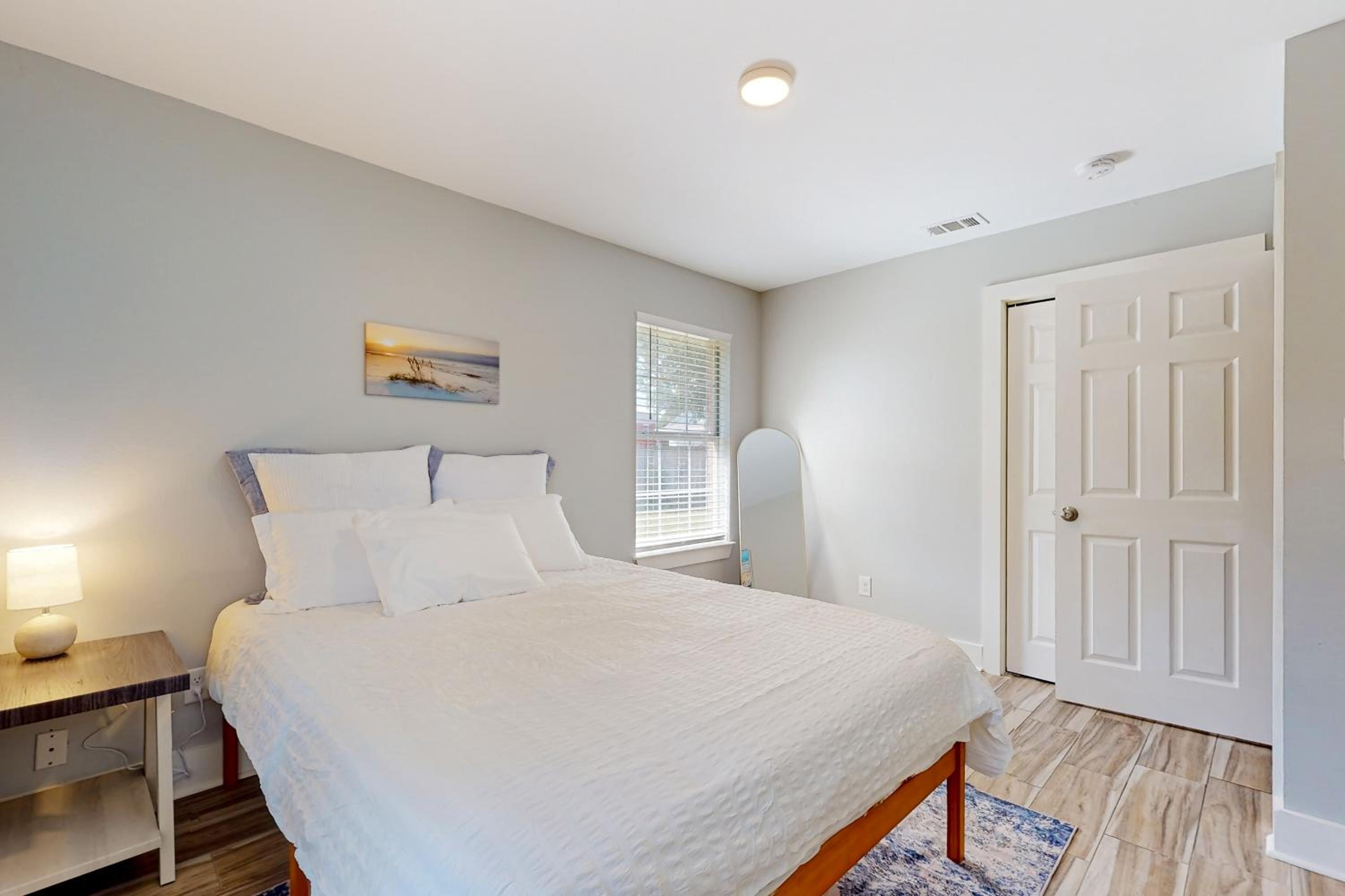 Downtown Duplex with Fire Pit 1 Mi to Waterfront
