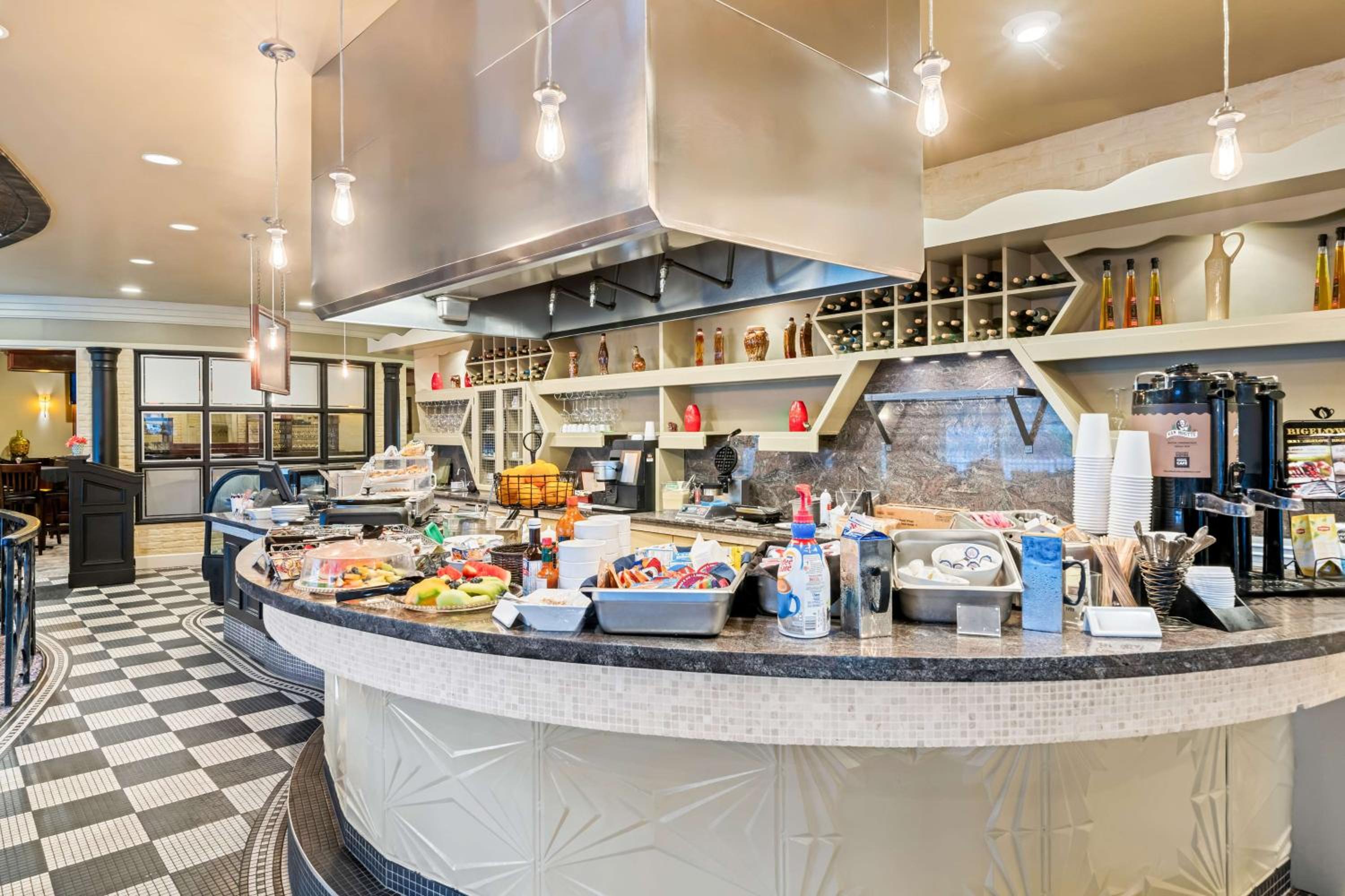 Orillia Vacations - Best Western Plus Mariposa Inn  Conference Centre - Property Image 7