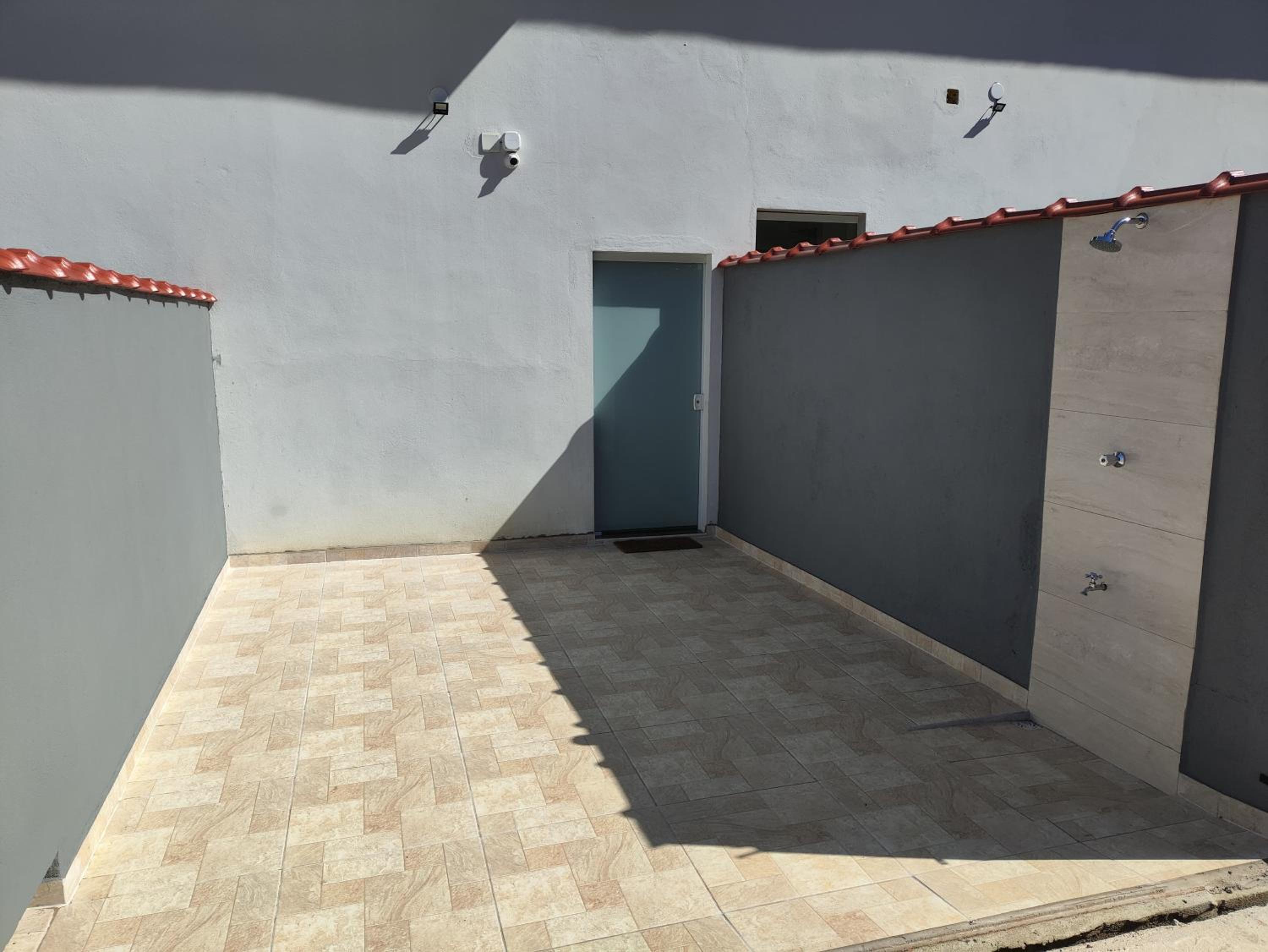 Apto novo 400m da praia Enseada