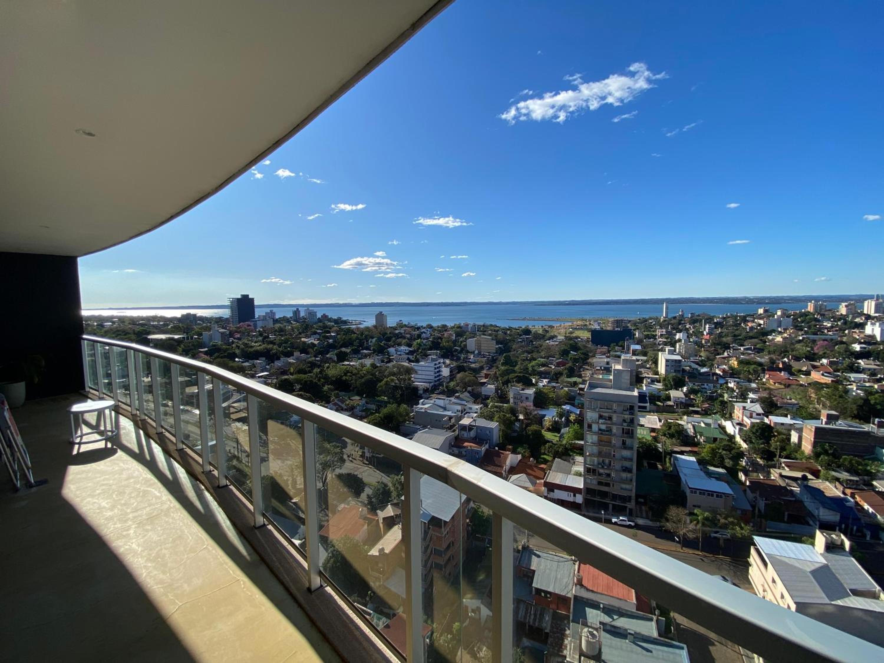 Departamento con Vista al Río