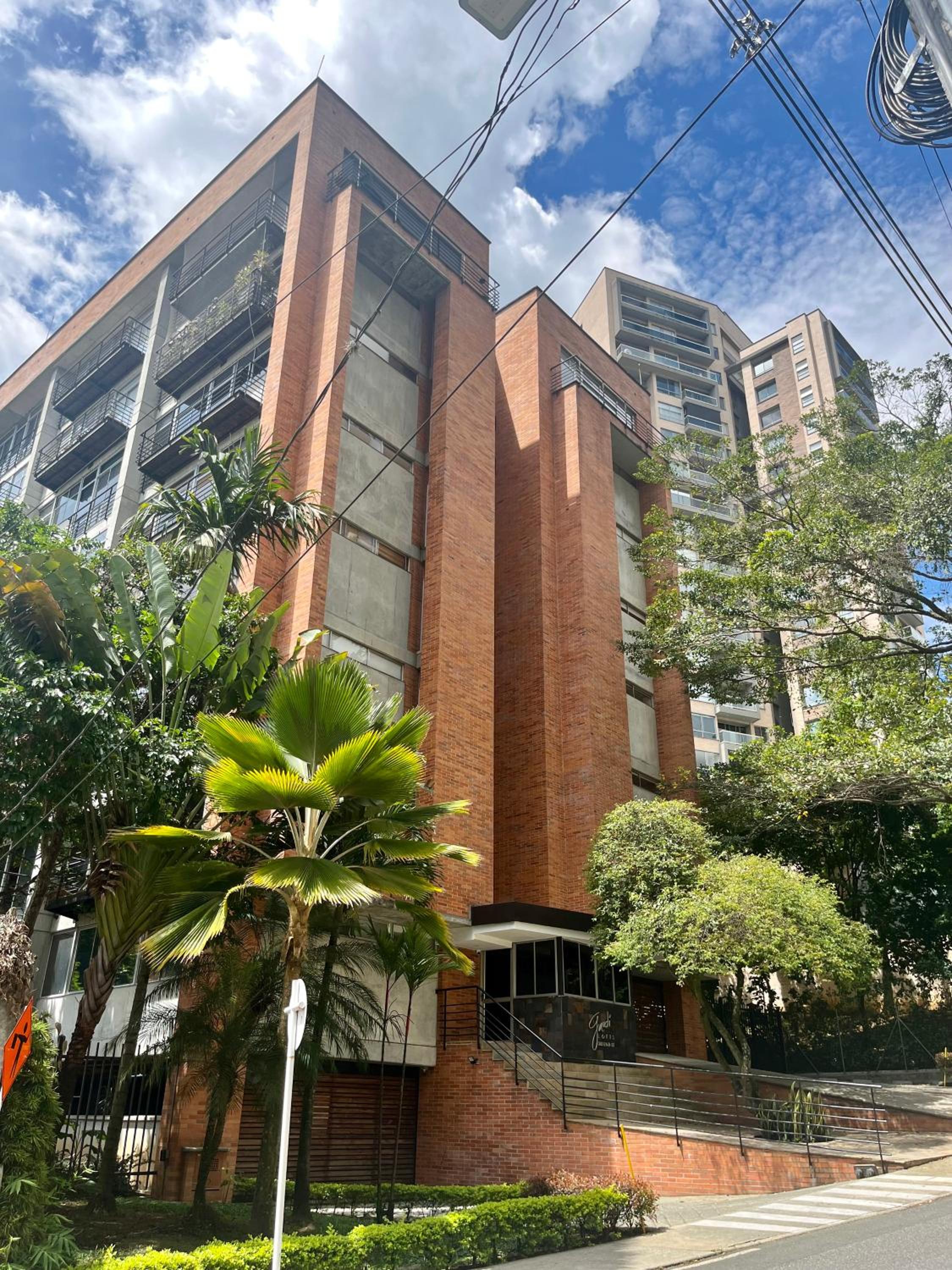 La mejor zona residencial - Poblado cerca a Provenza 50 m2