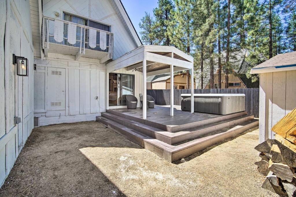 Tanager Cabin Hot Tub I Pet Friendly & Fenced Yard