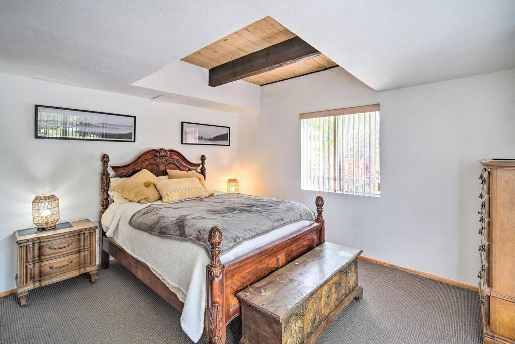 Tanager Cabin Hot Tub I Pet Friendly & Fenced Yard