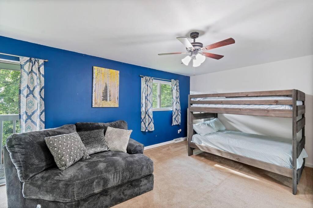 Newer, Spacious  Cozy - Pet and Family Friendly! - Property Image 6