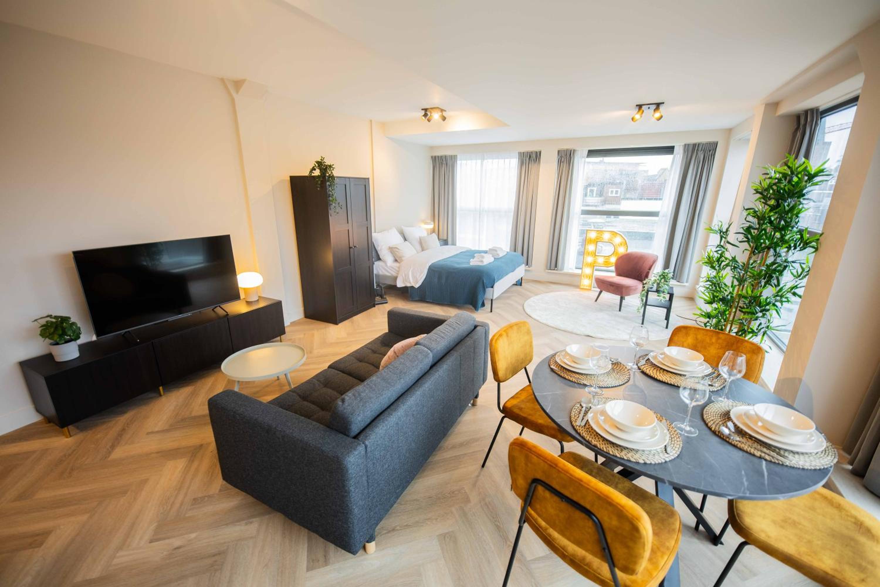 Alphabet Apartments - Kerkstraat 71