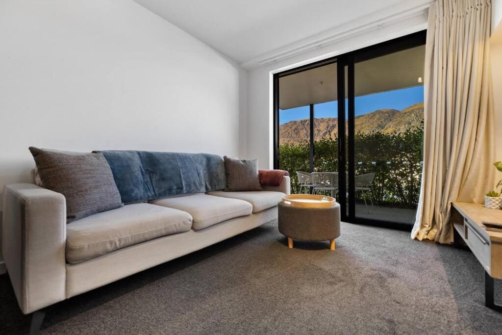 Residence Du Parc - Apt 5 at the base of Coronet Peak view 2