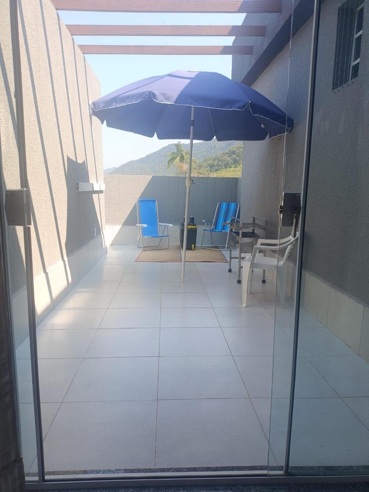 Oasis de Tranquilidade - Churrasqueira e 2 Garagens