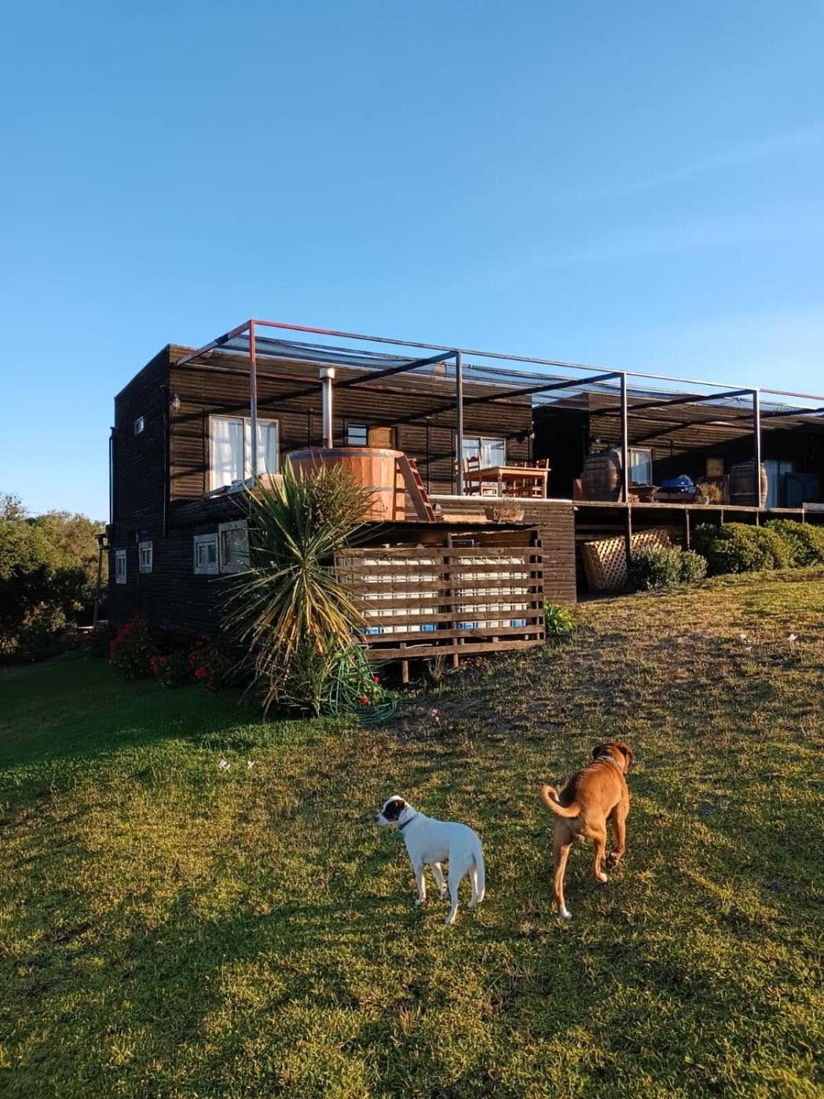 Yali Lodge