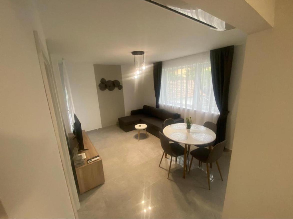 Lake View Apartman