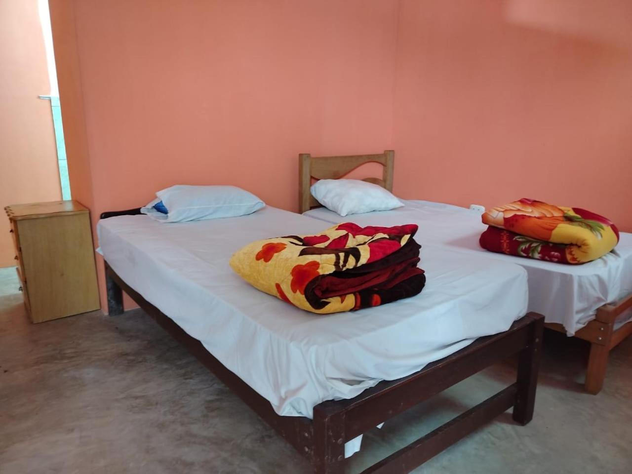 Surf Hostal La Abuela view 3