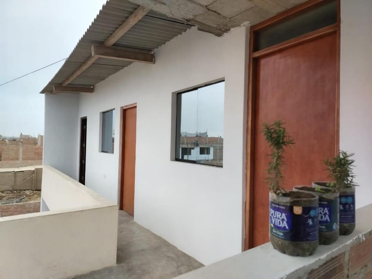 Surf Hostal La Abuela view 5