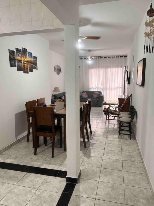Apartamento muito gostoso a 20 m da Praia