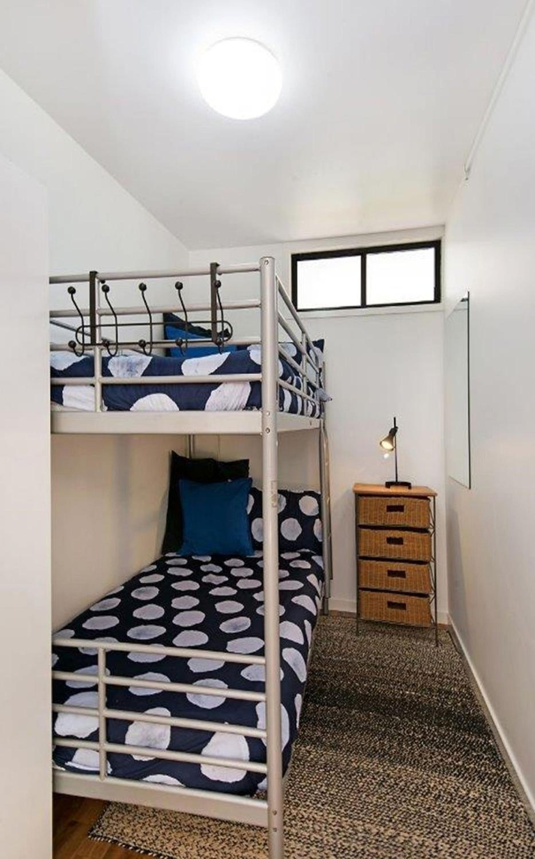 Campbell Street 2 4, Moffat Beach