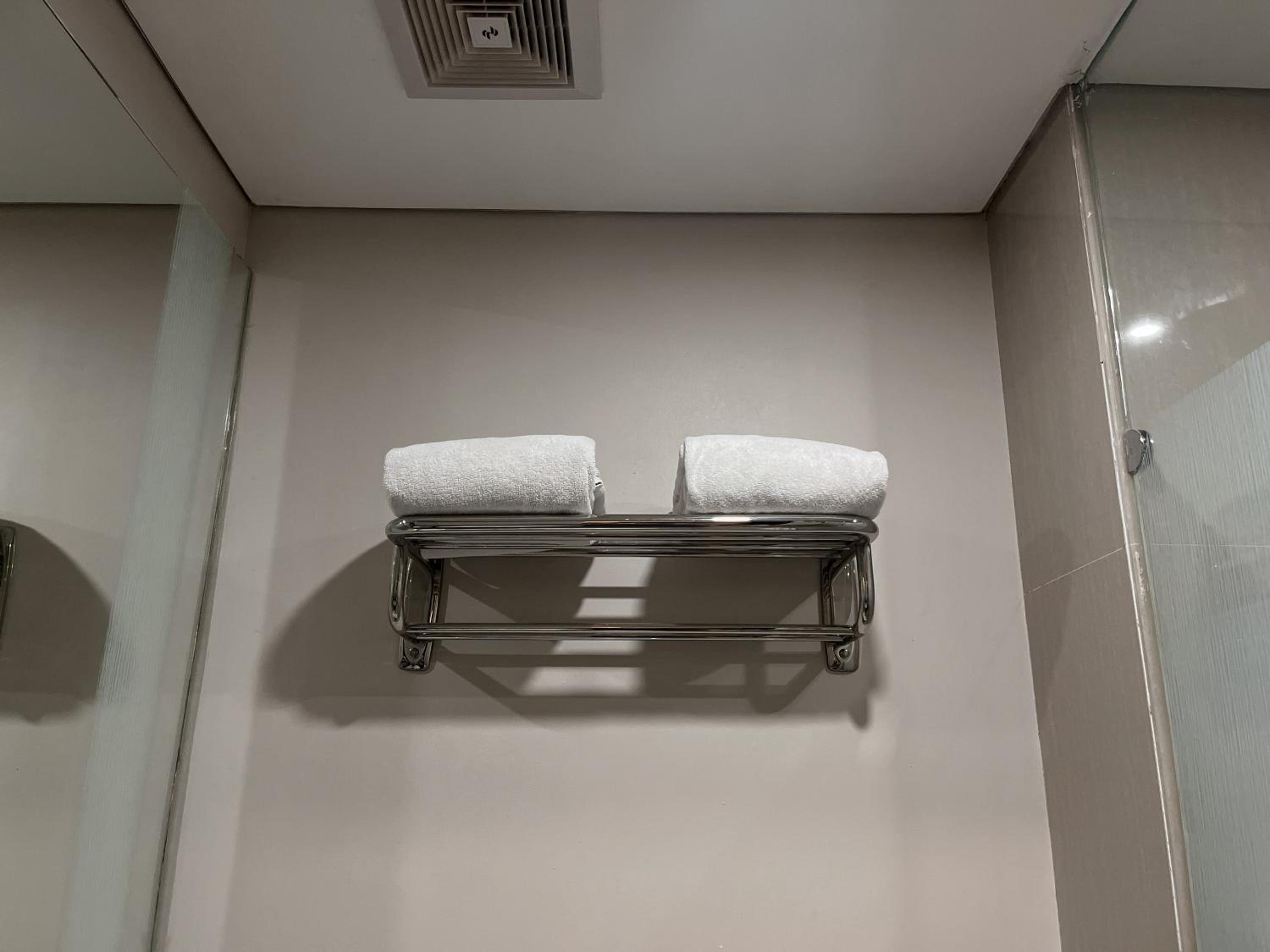 Verse Lite Hotel Gajah Mada