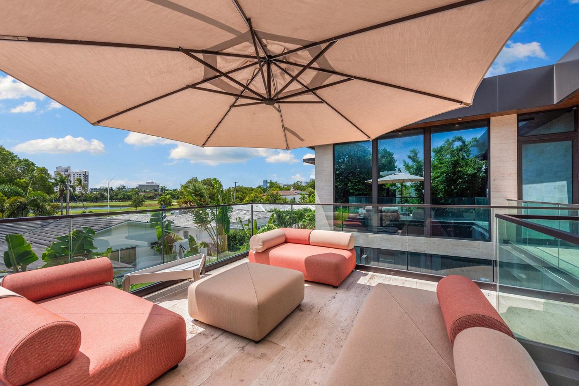 VILLA MODERN SUPER LUXURY MIAMI BEACh