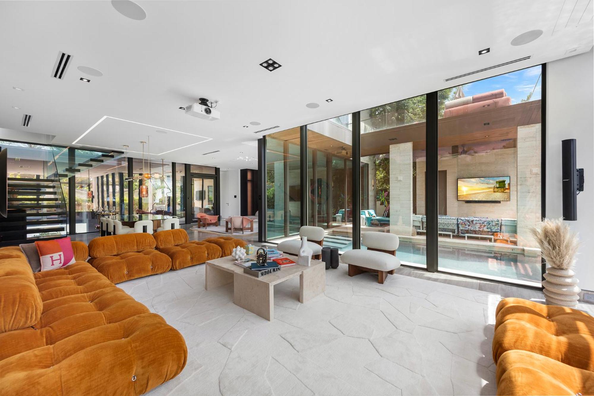 VILLA MODERN SUPER LUXURY MIAMI BEACh