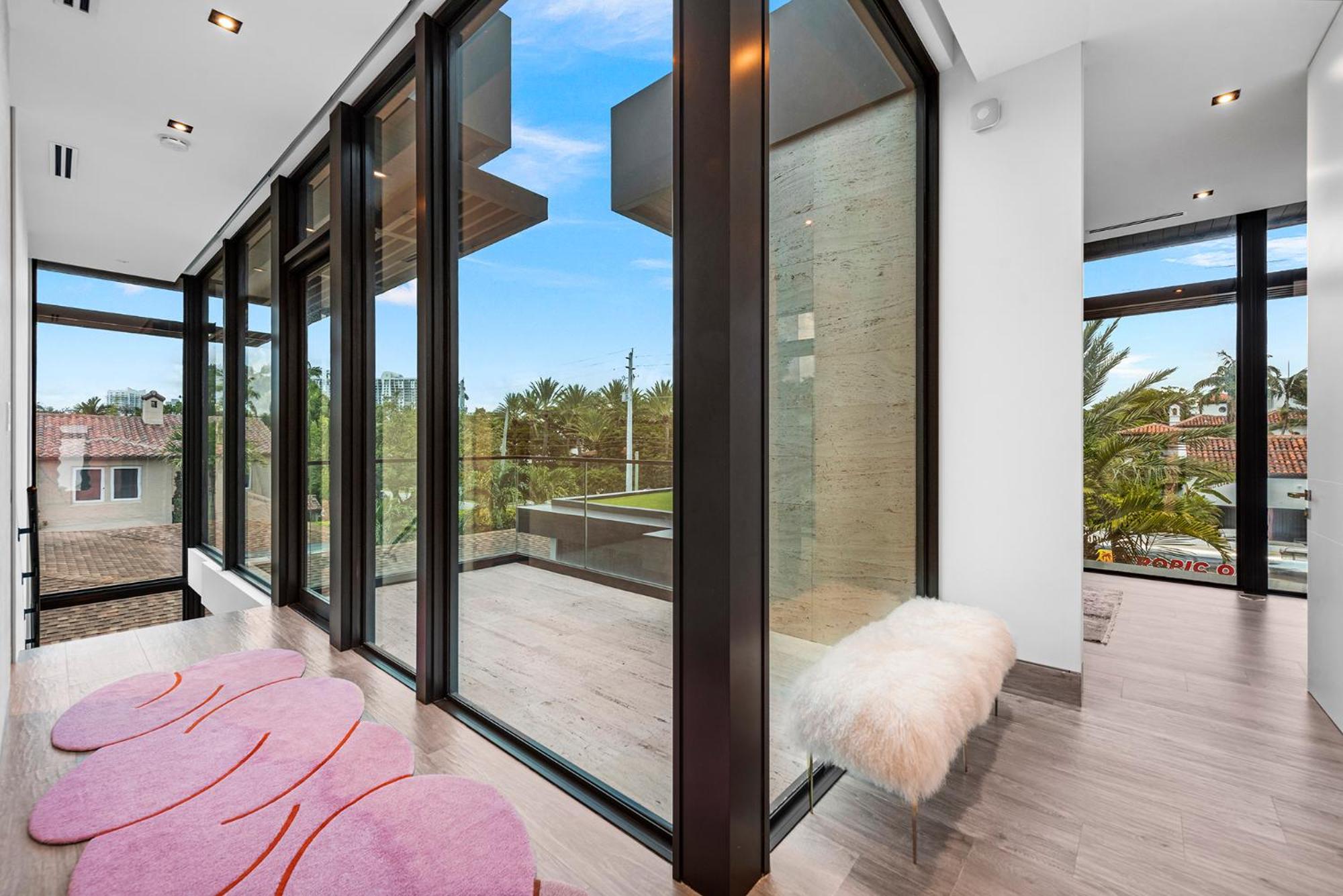 VILLA MODERN SUPER LUXURY MIAMI BEACh