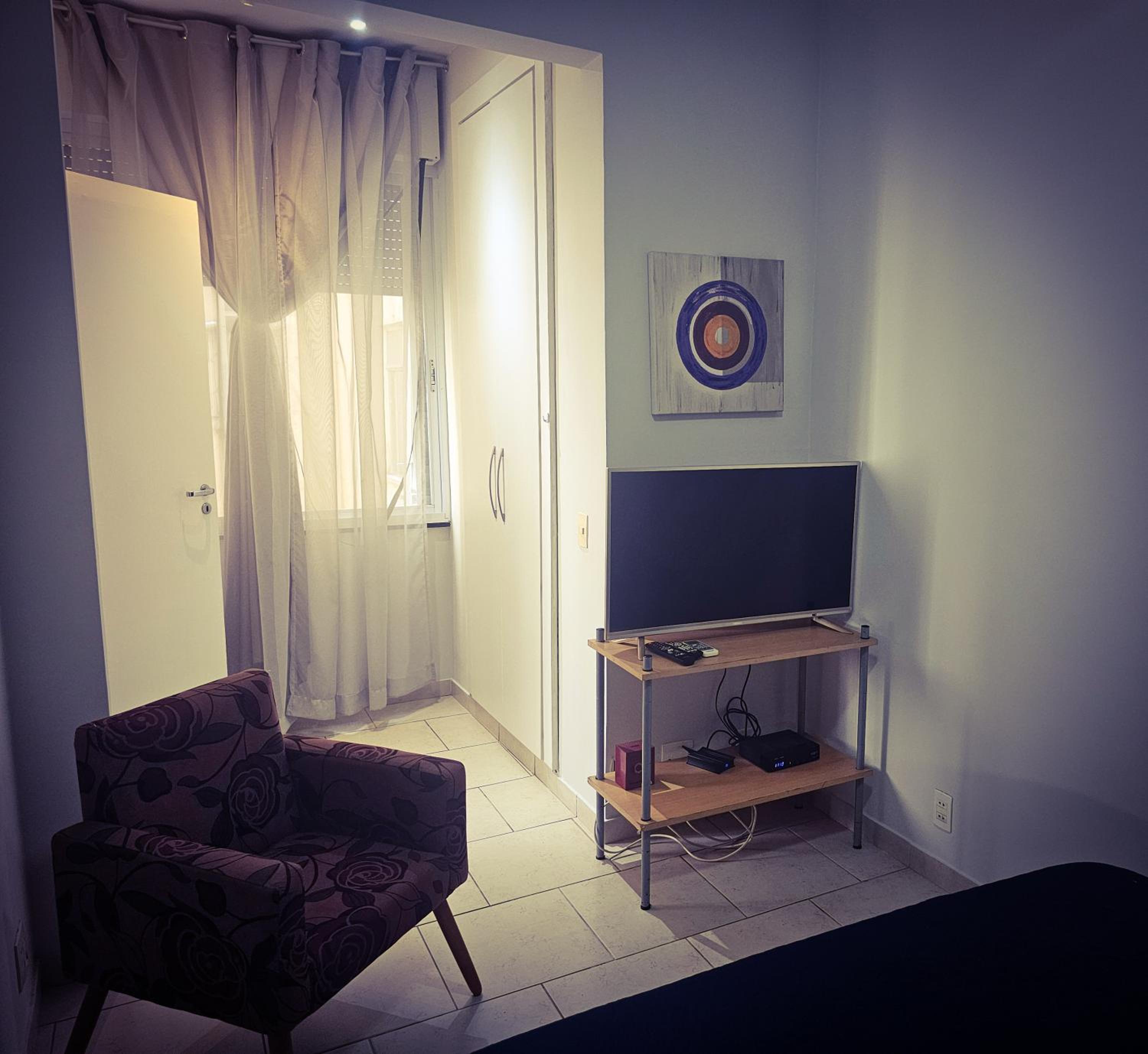 Small quiet condo posto 6