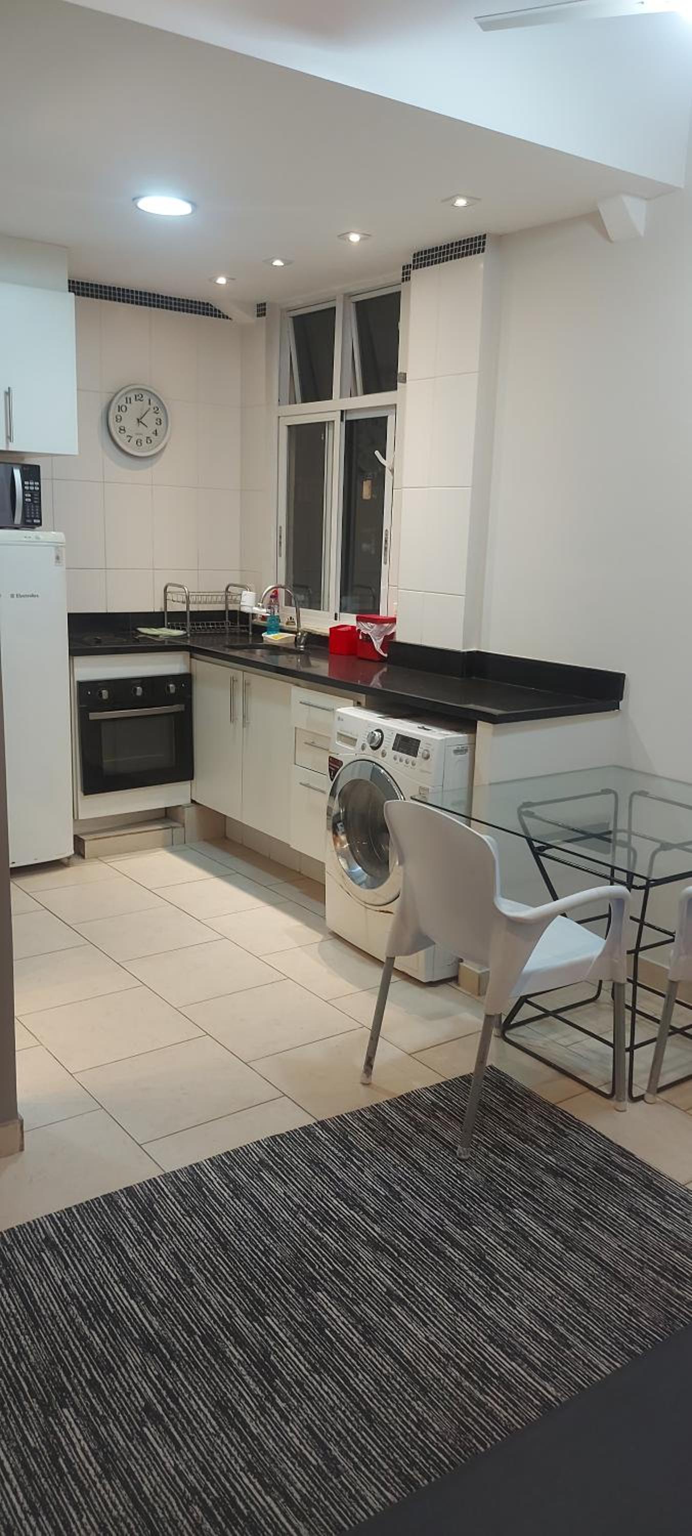 Small quiet condo posto 6