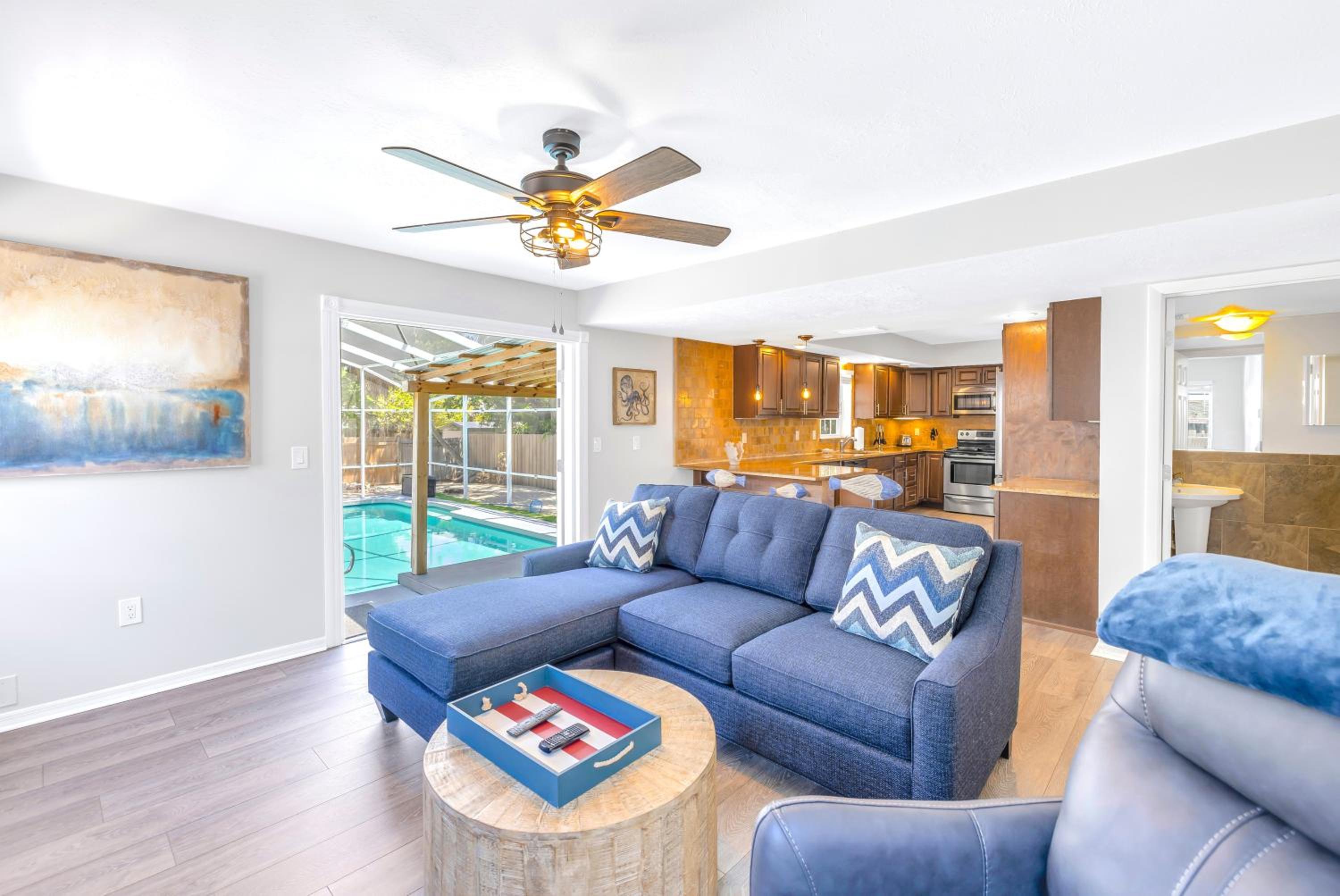 New Listing! - Spacious, Tropical, Private Pool! view 3