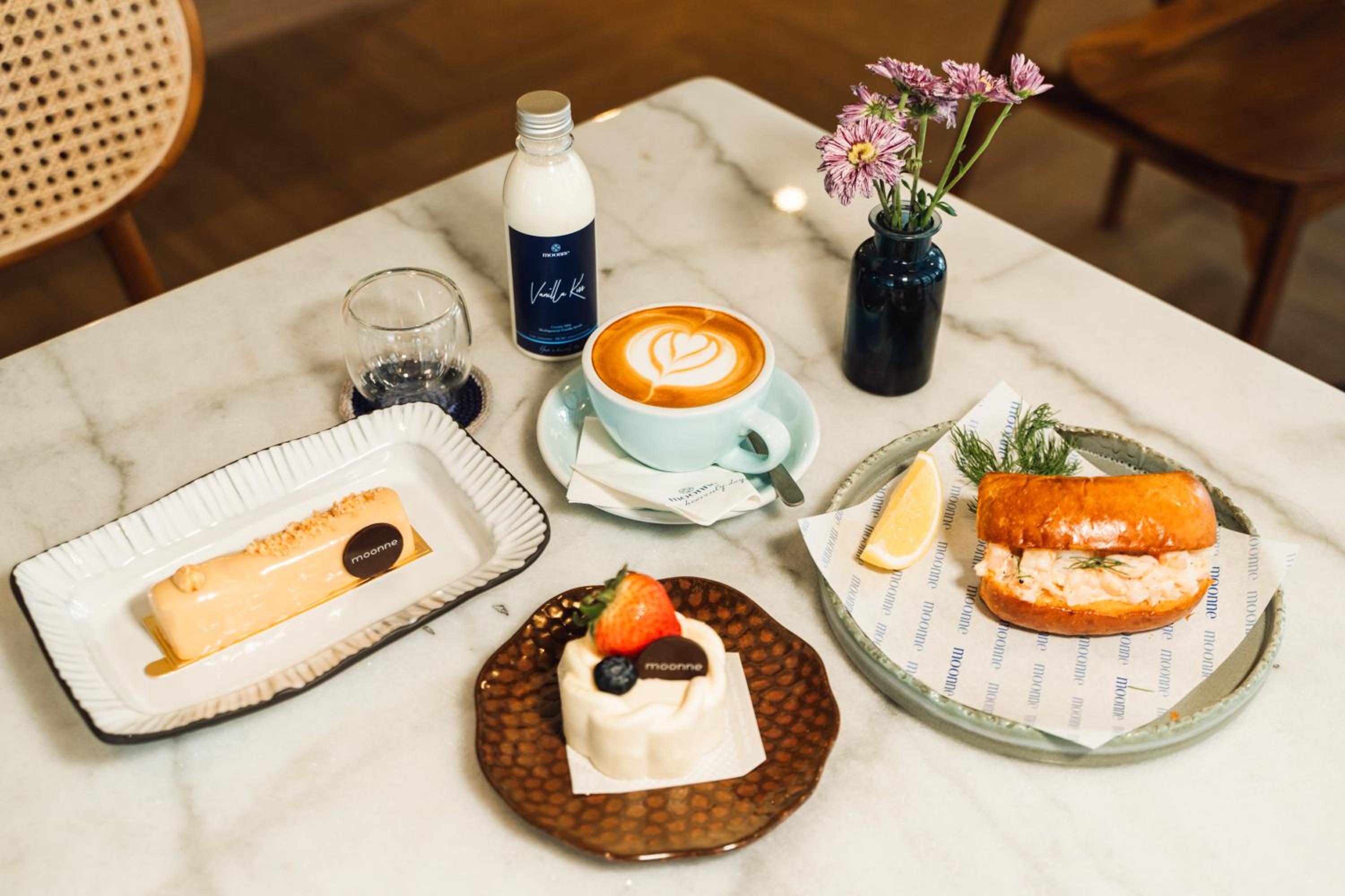 THEE Bangkok by TH District "newly renovated" 3