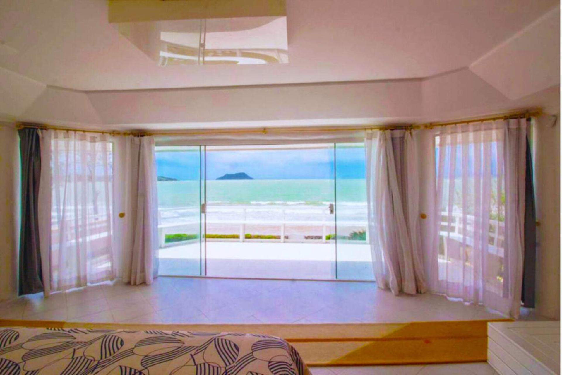 Paraíso à Beira-Mar.