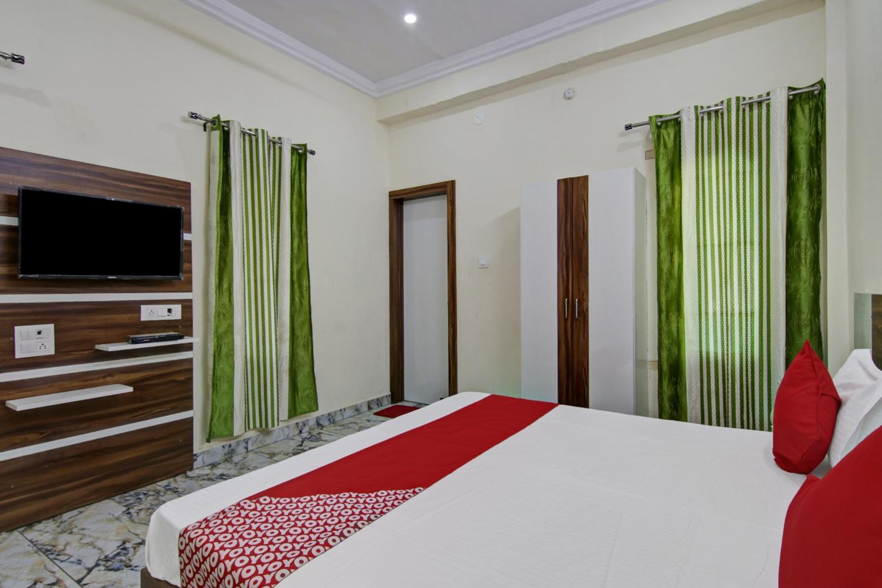 Hotel O Amrit Homestays view 4