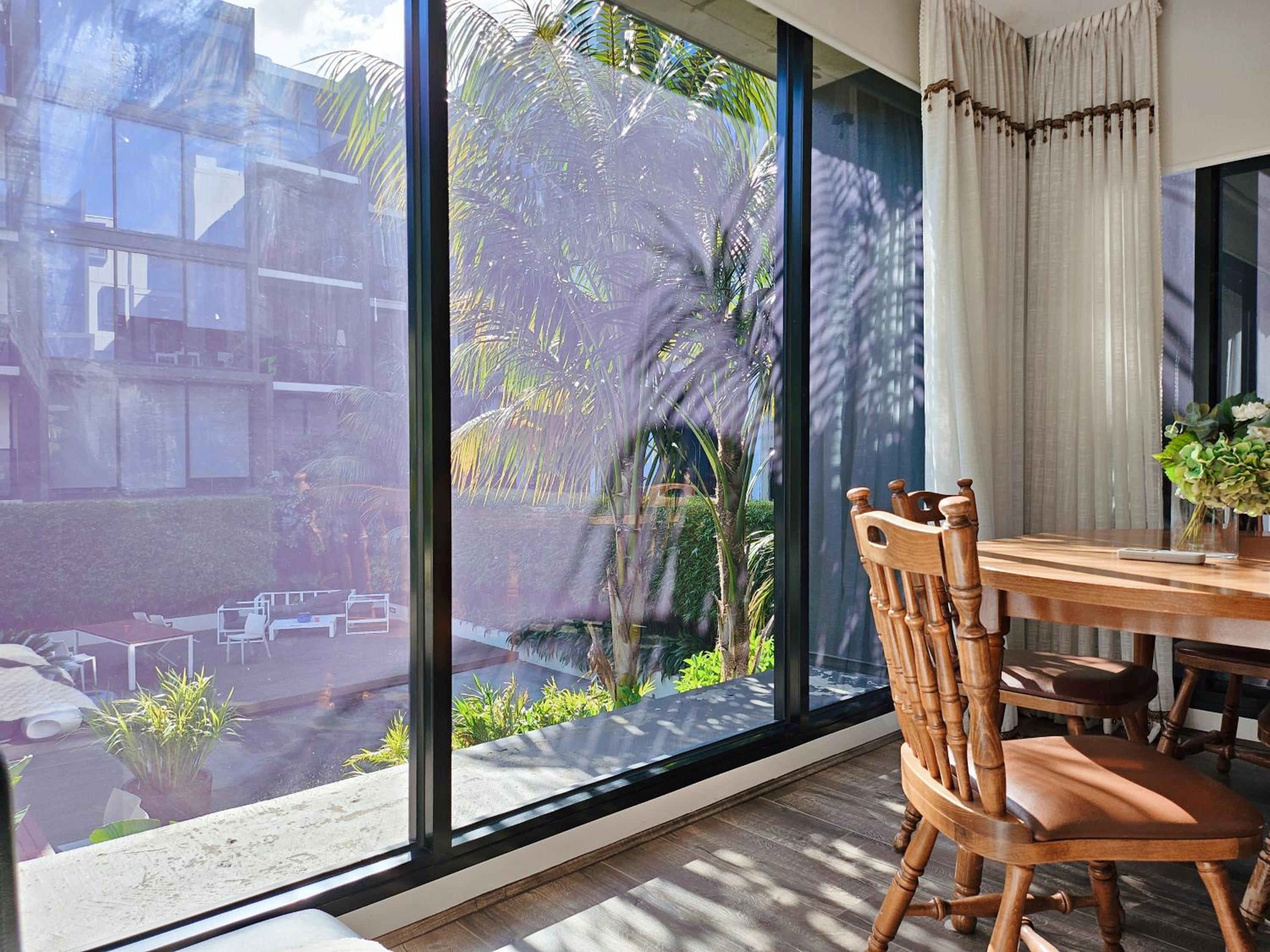 Easy Living One Bedder Gem