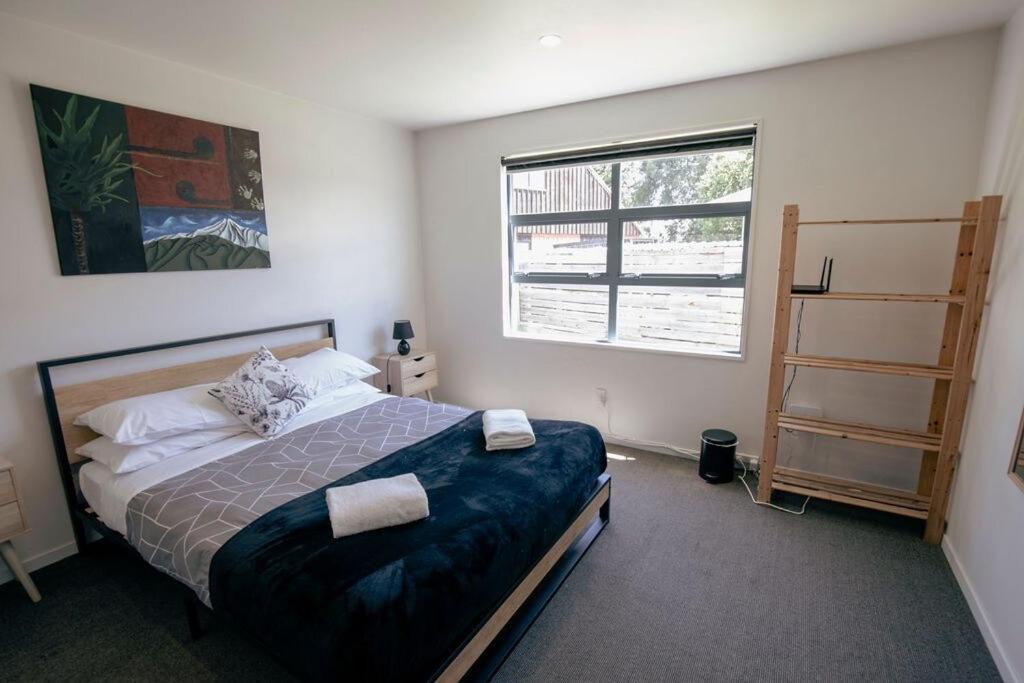 Spacious Mt Hutt Ski & Summer Lodge in Methven with Spa view 2