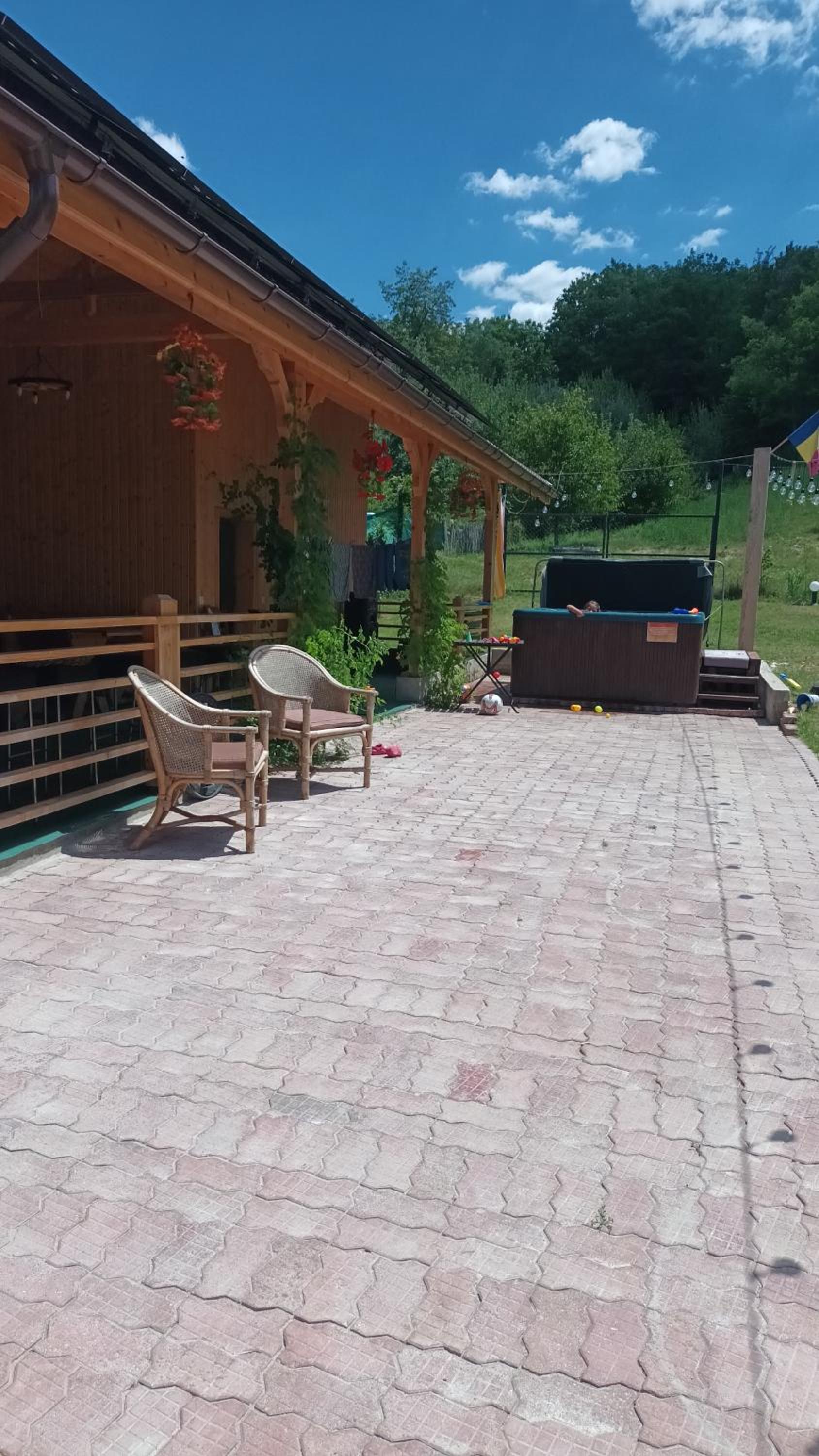 David House Piscina incalzita si jacuzzi view 5