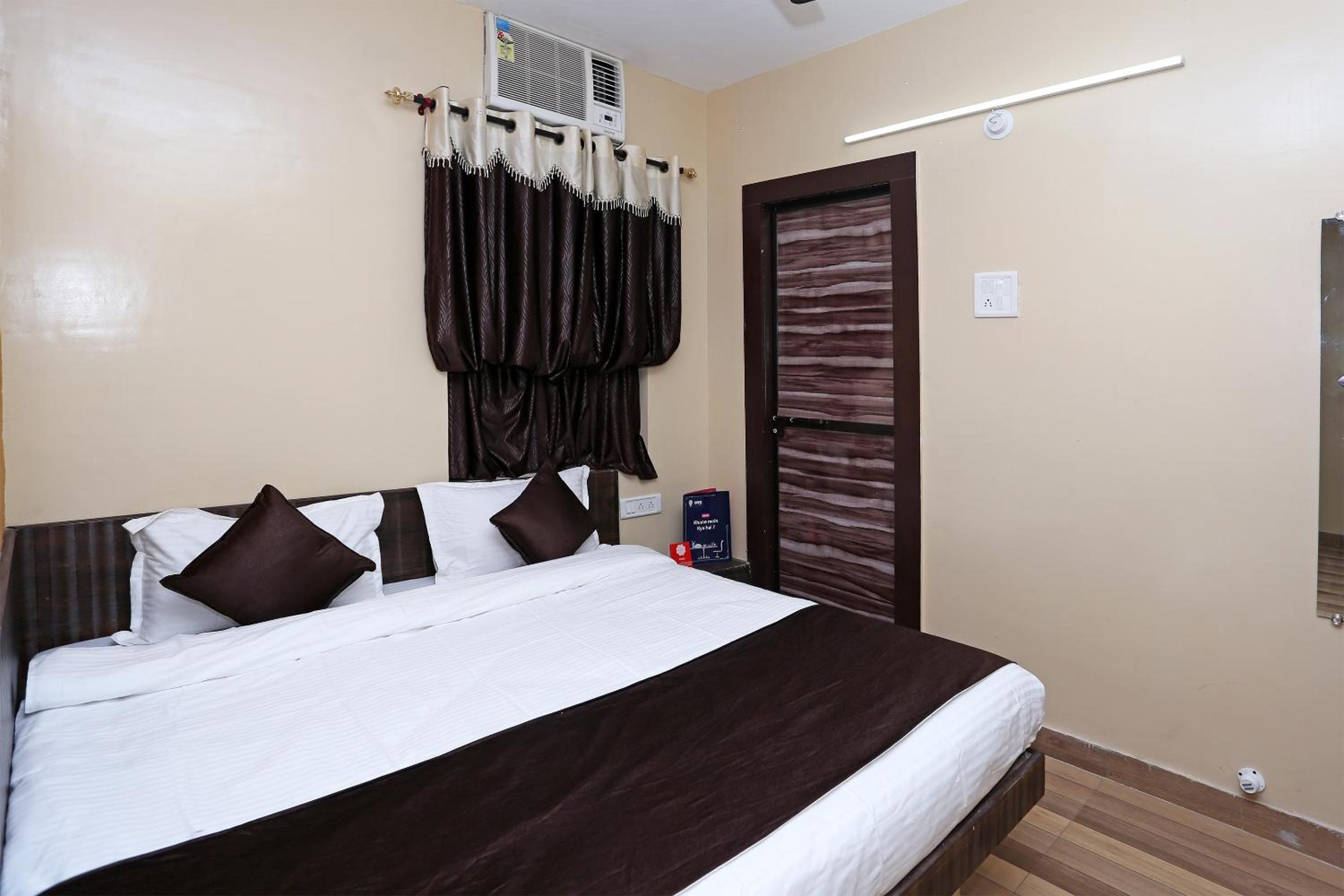 Hotel O Vaishnavi