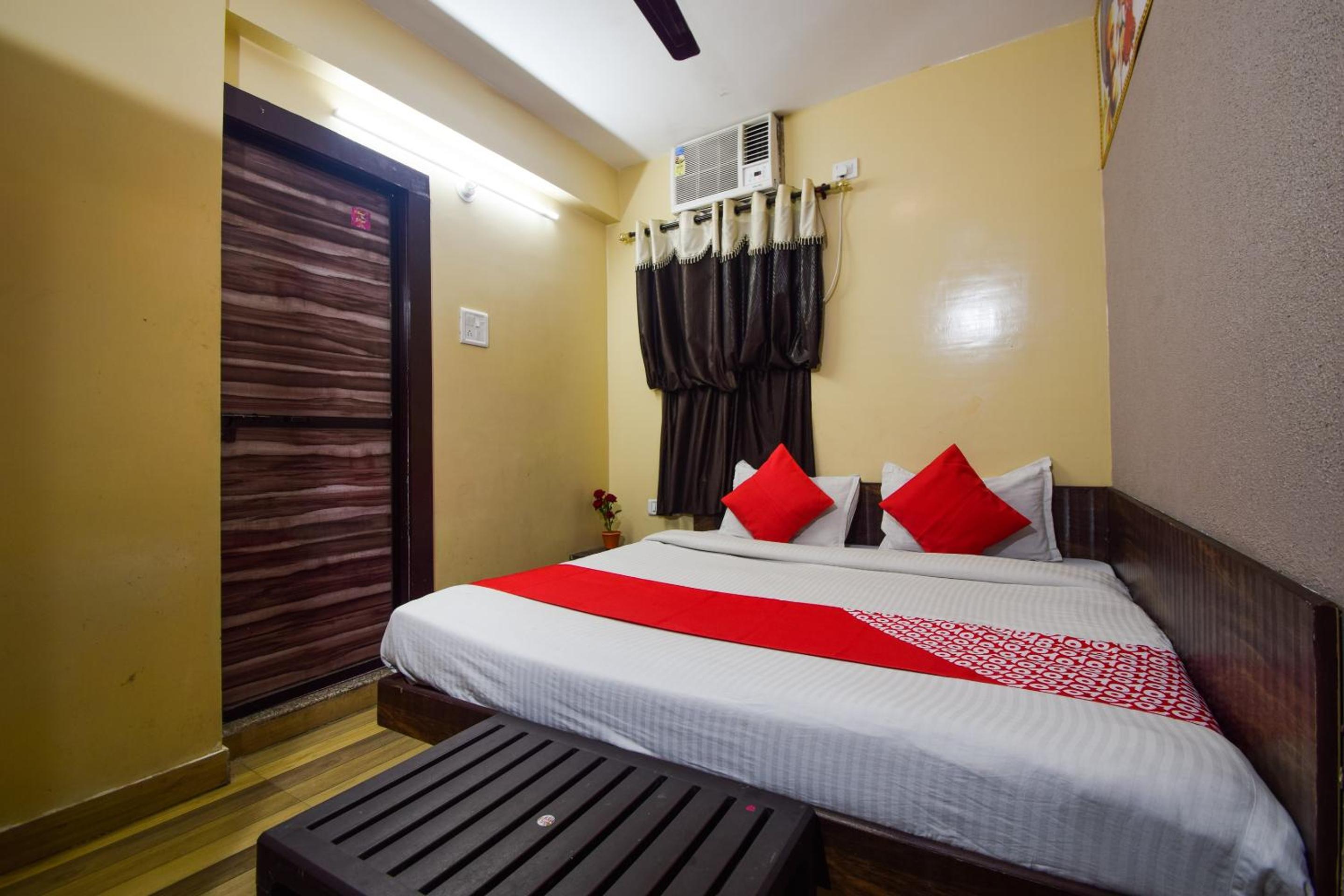 Hotel O Vaishnavi