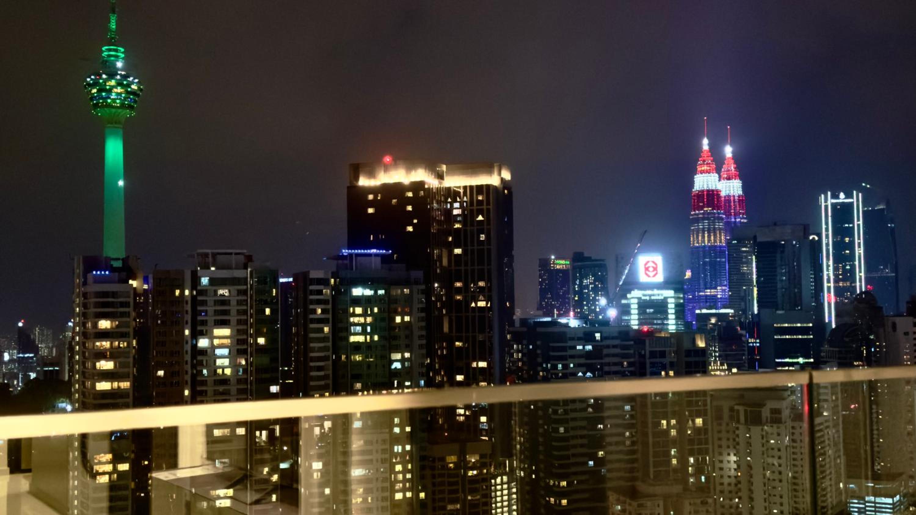 Balcony Cityscape III The Robertson Residence 41f