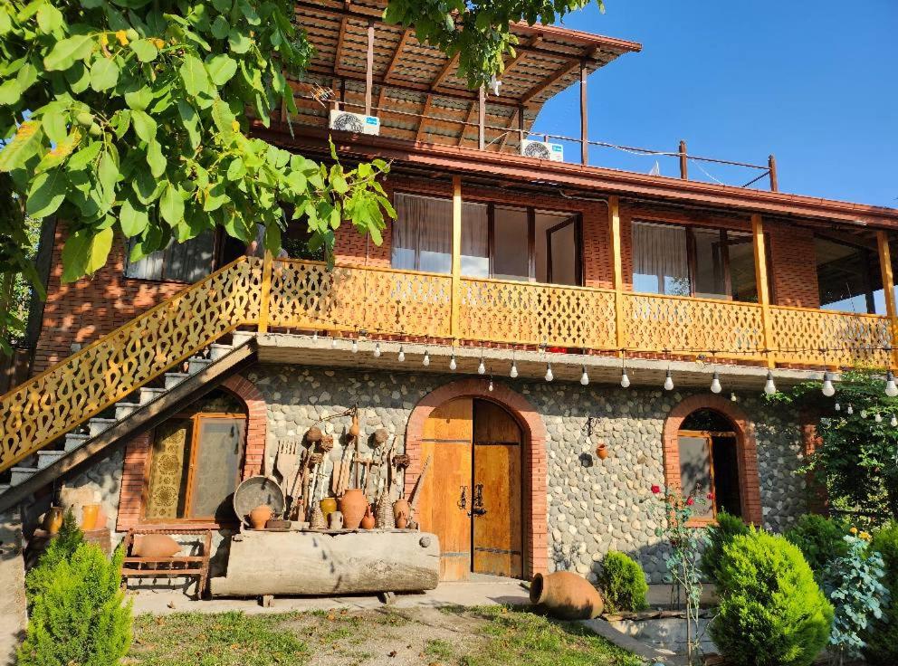Lomtadze Family Wine Hotel