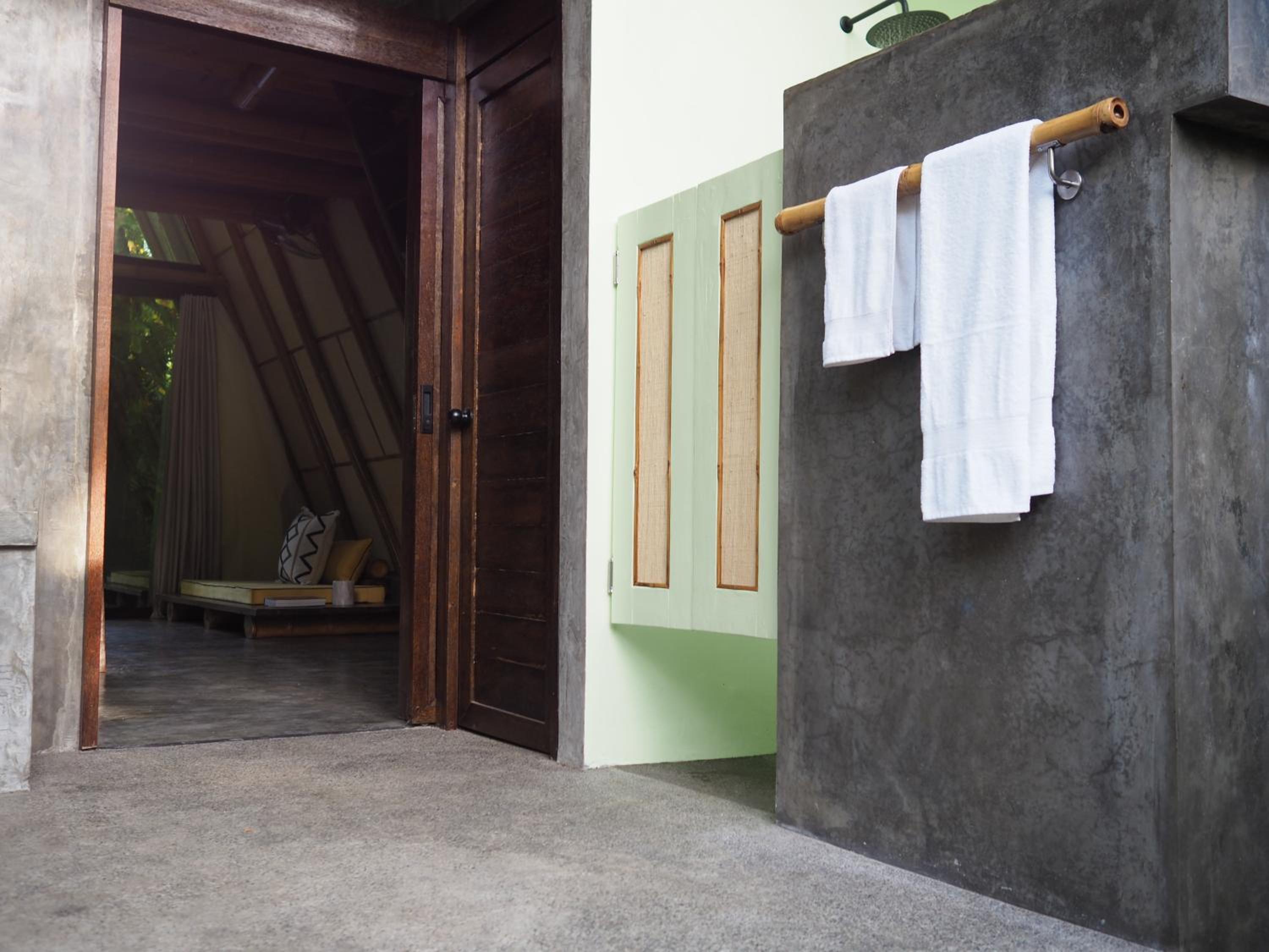 Bamboo Living Siargao