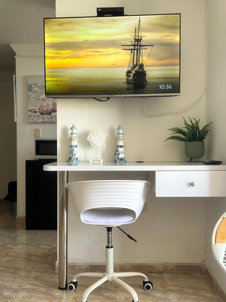 Apartamento con piscina cerca al mar Amoblado Rodadero Sur
