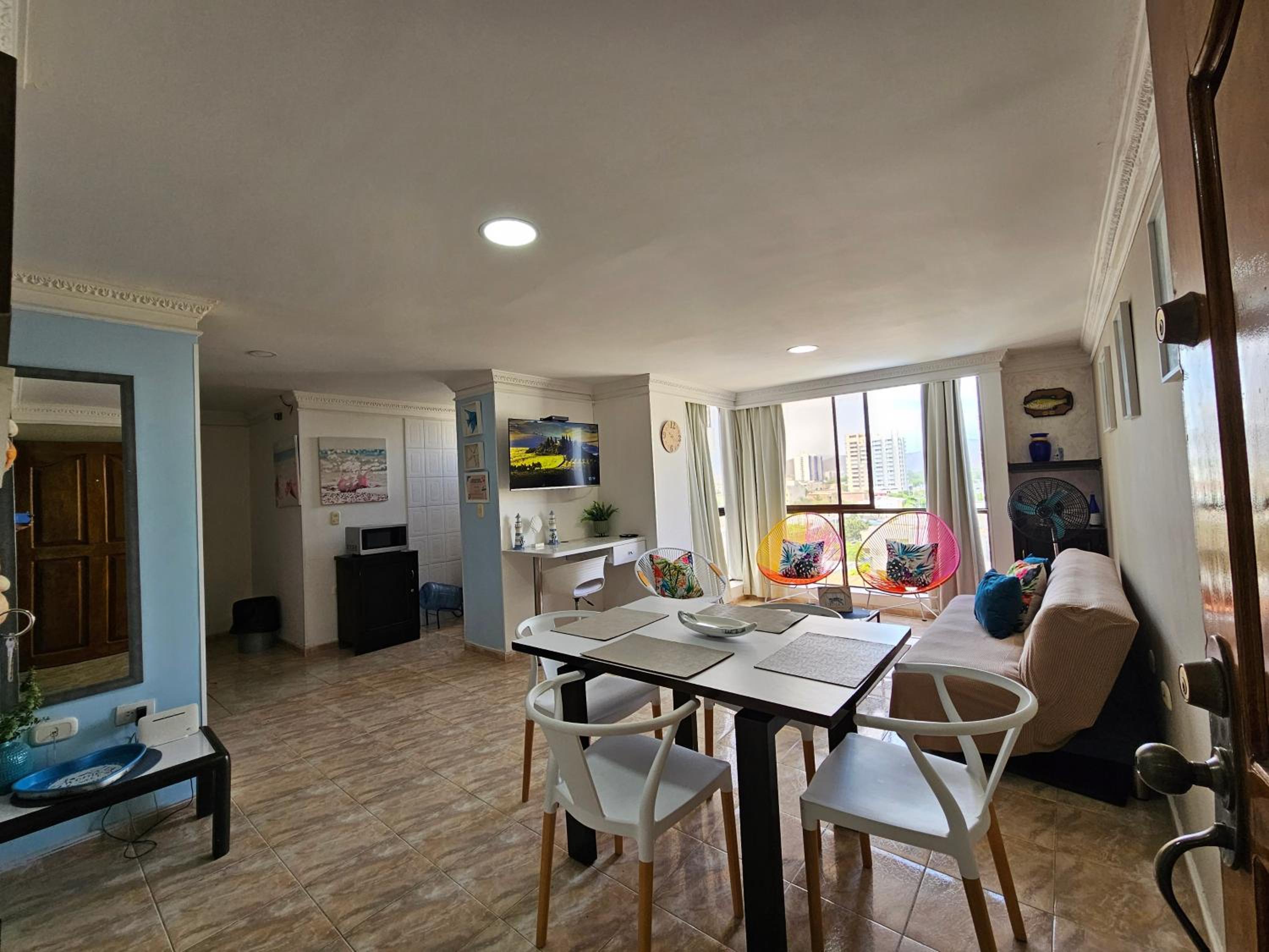 Apartamento con piscina cerca al mar Amoblado Rodadero Sur