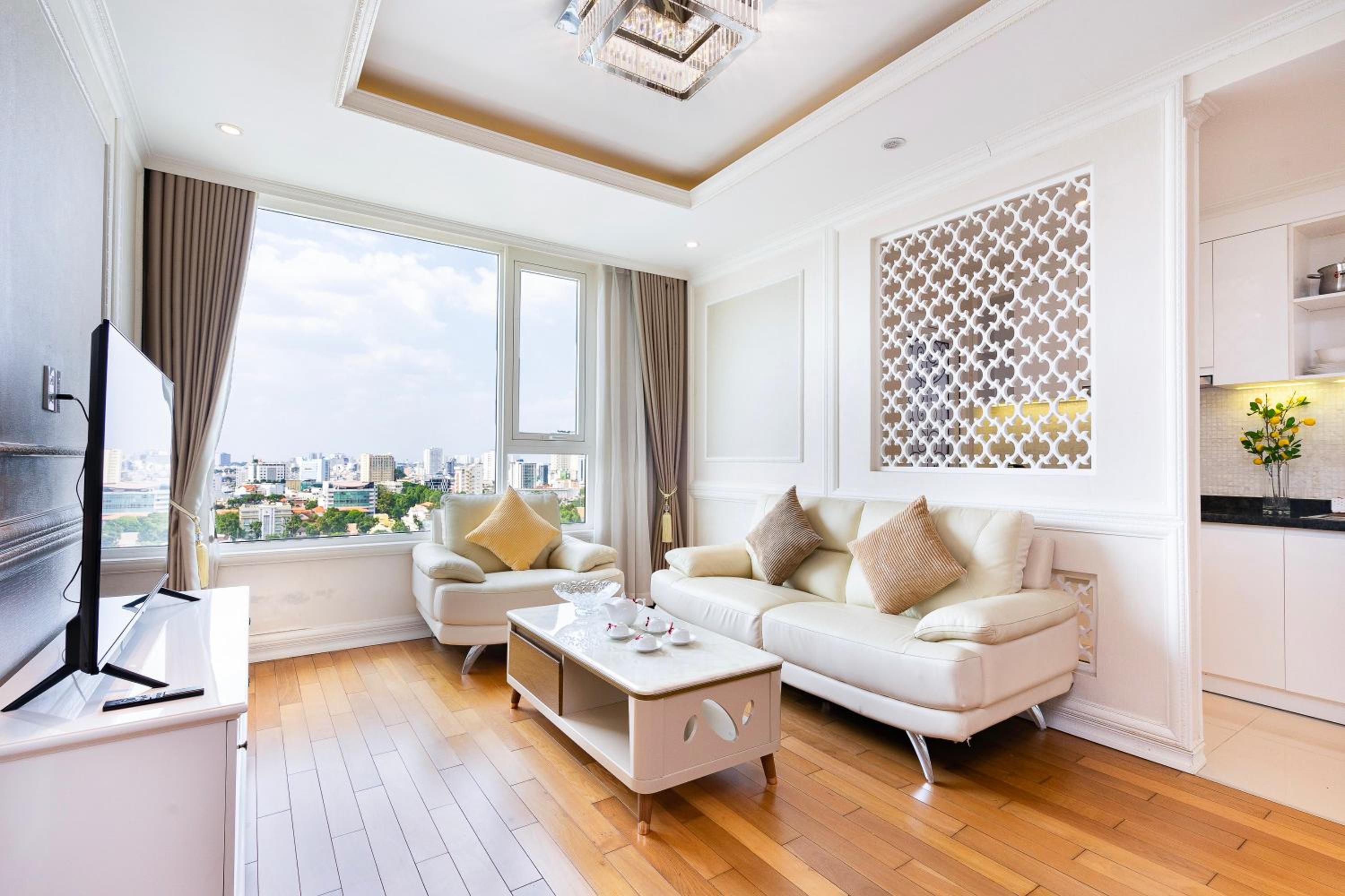 2BR 3BR Luxury Apartment Sky Pool