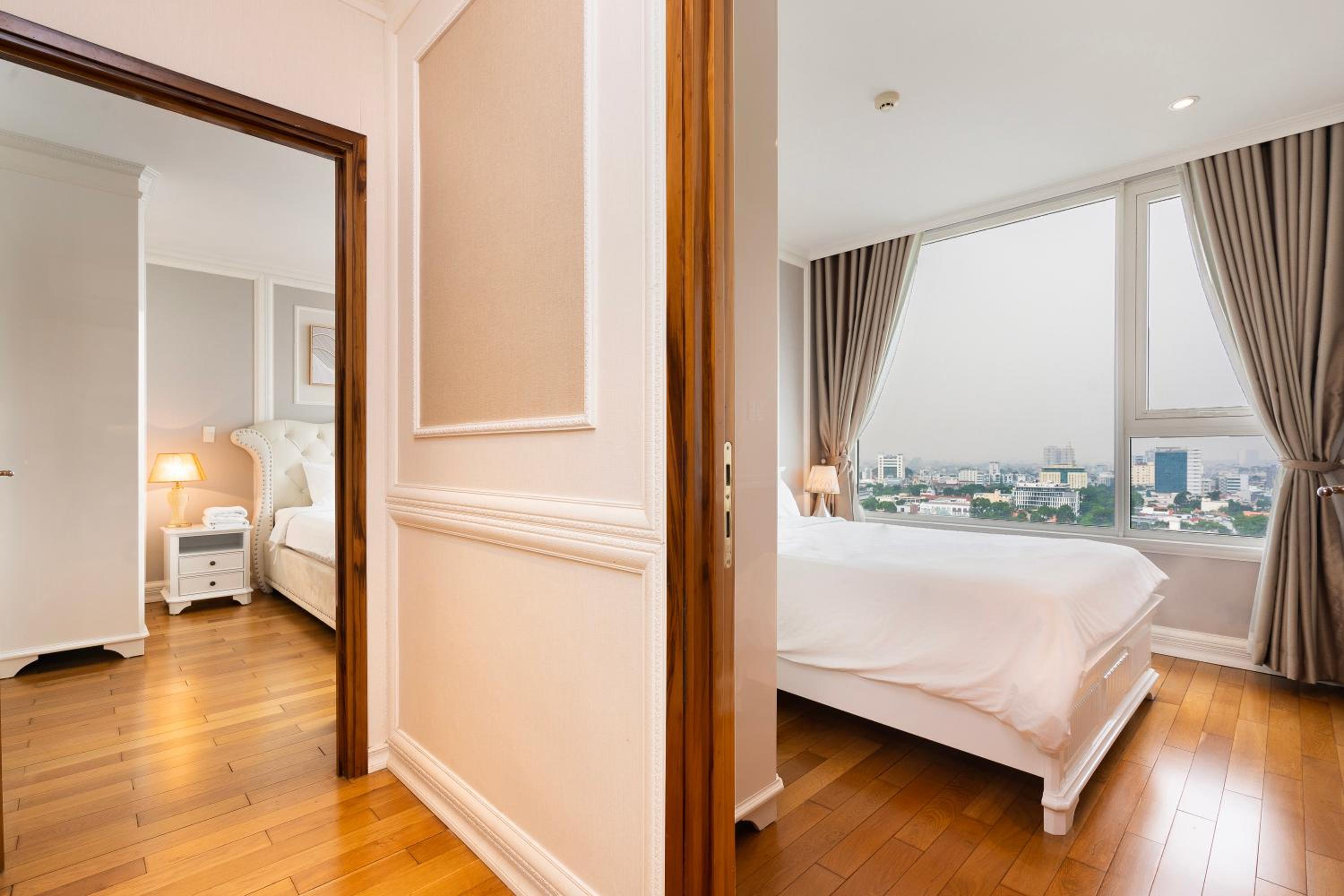 2BR 3BR Luxury Apartment Sky Pool