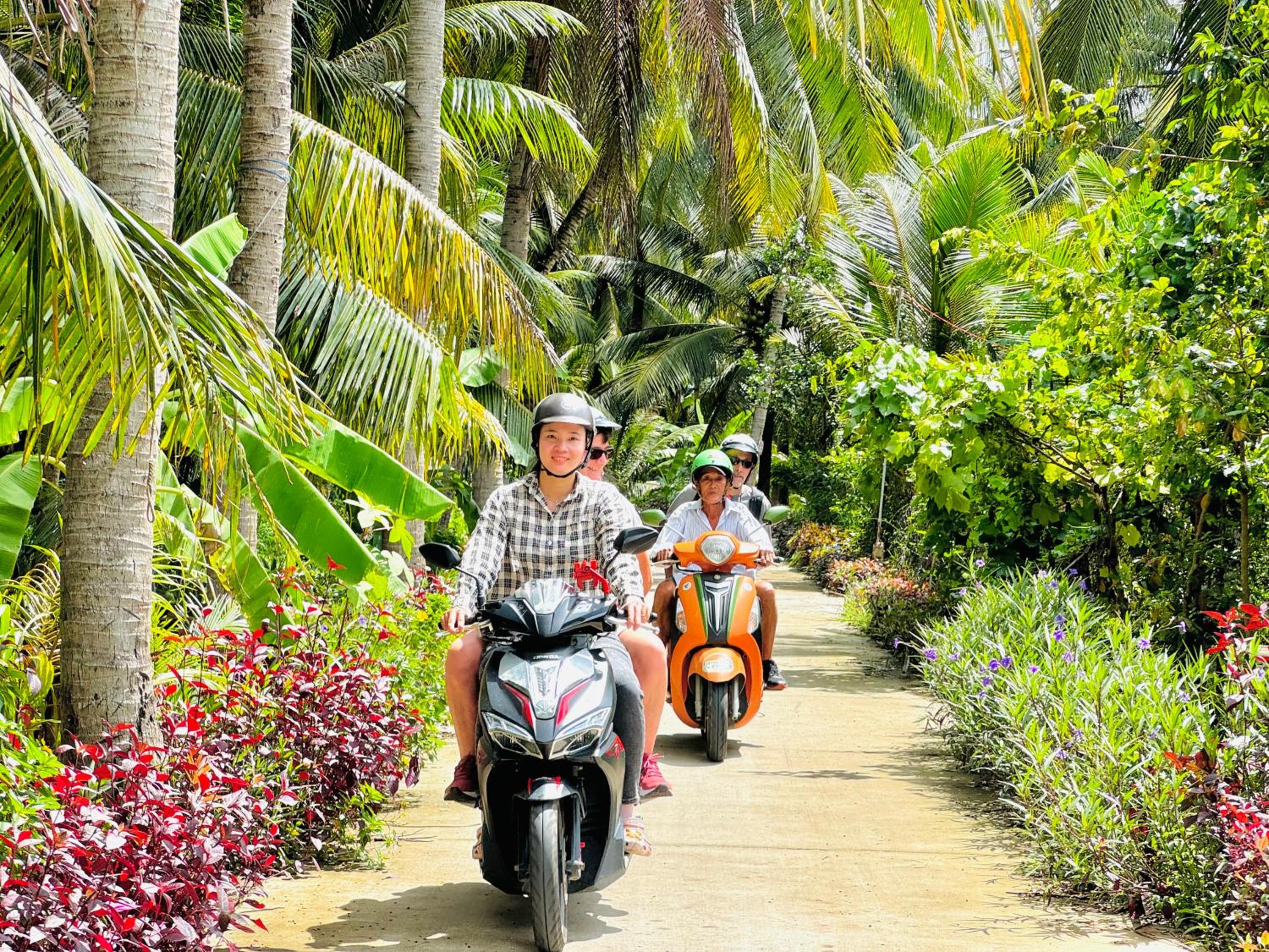 The Zen - InnerZen Mekong Riverside homestay Ben Tre 1 bed for 1-2 persons, 2 beds for 3-4 persons