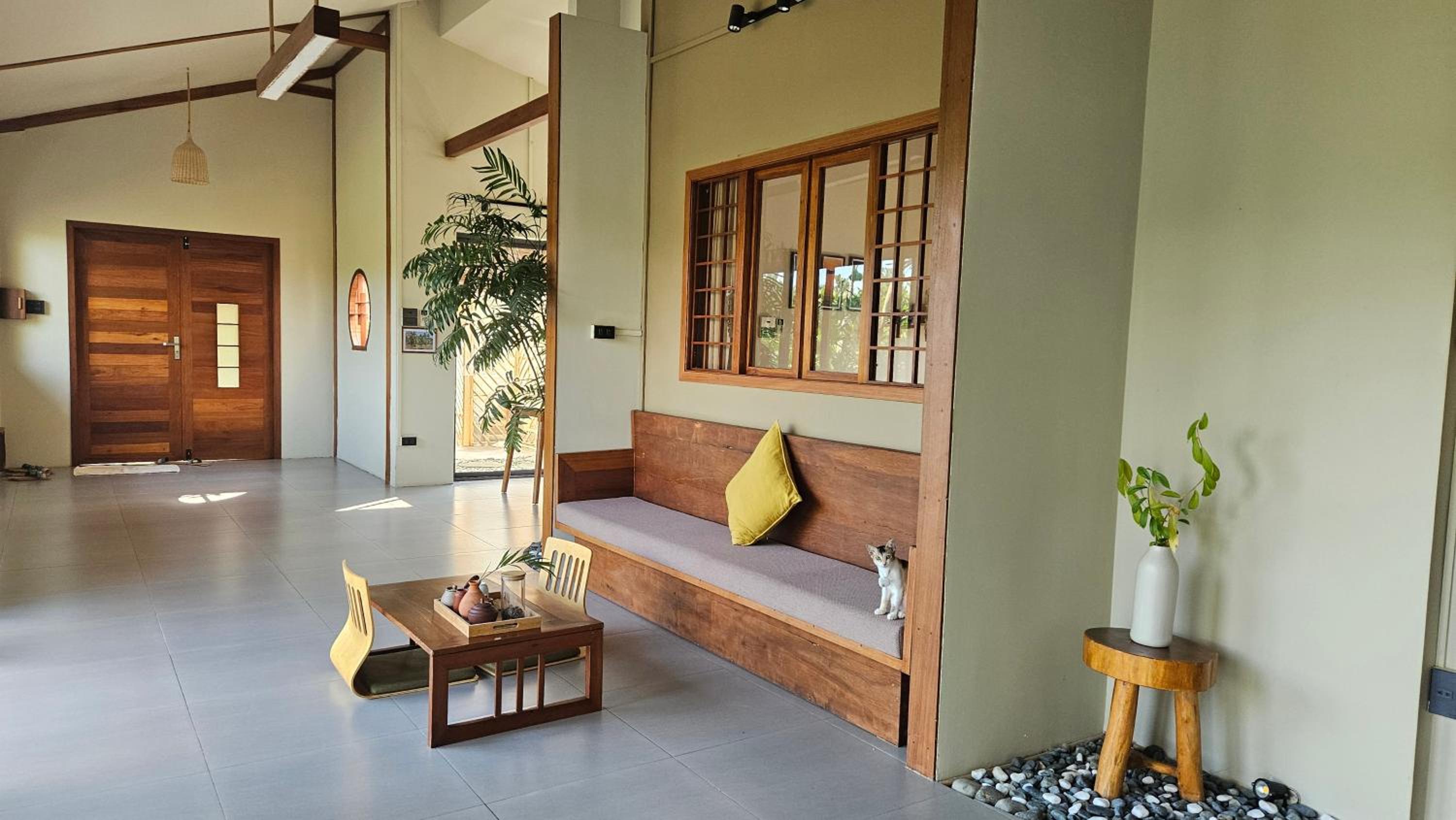 The Zen - InnerZen Mekong Riverside homestay Ben Tre 1 bed for 1-2 persons, 2 beds for 3-4 persons