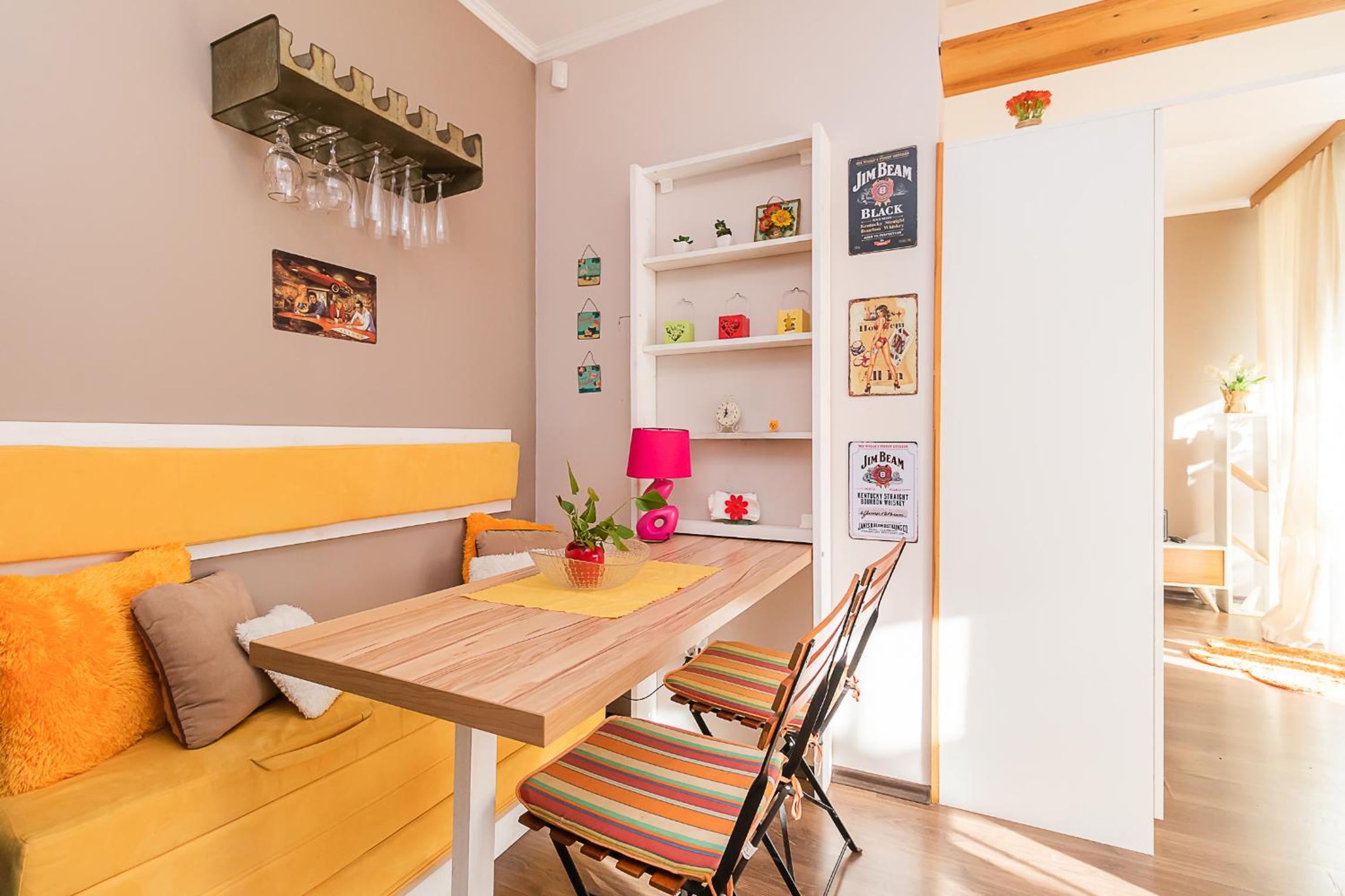 Seaside Apartment with a garden