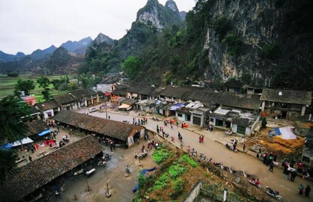 Loop Top Đồng Văn Homestay